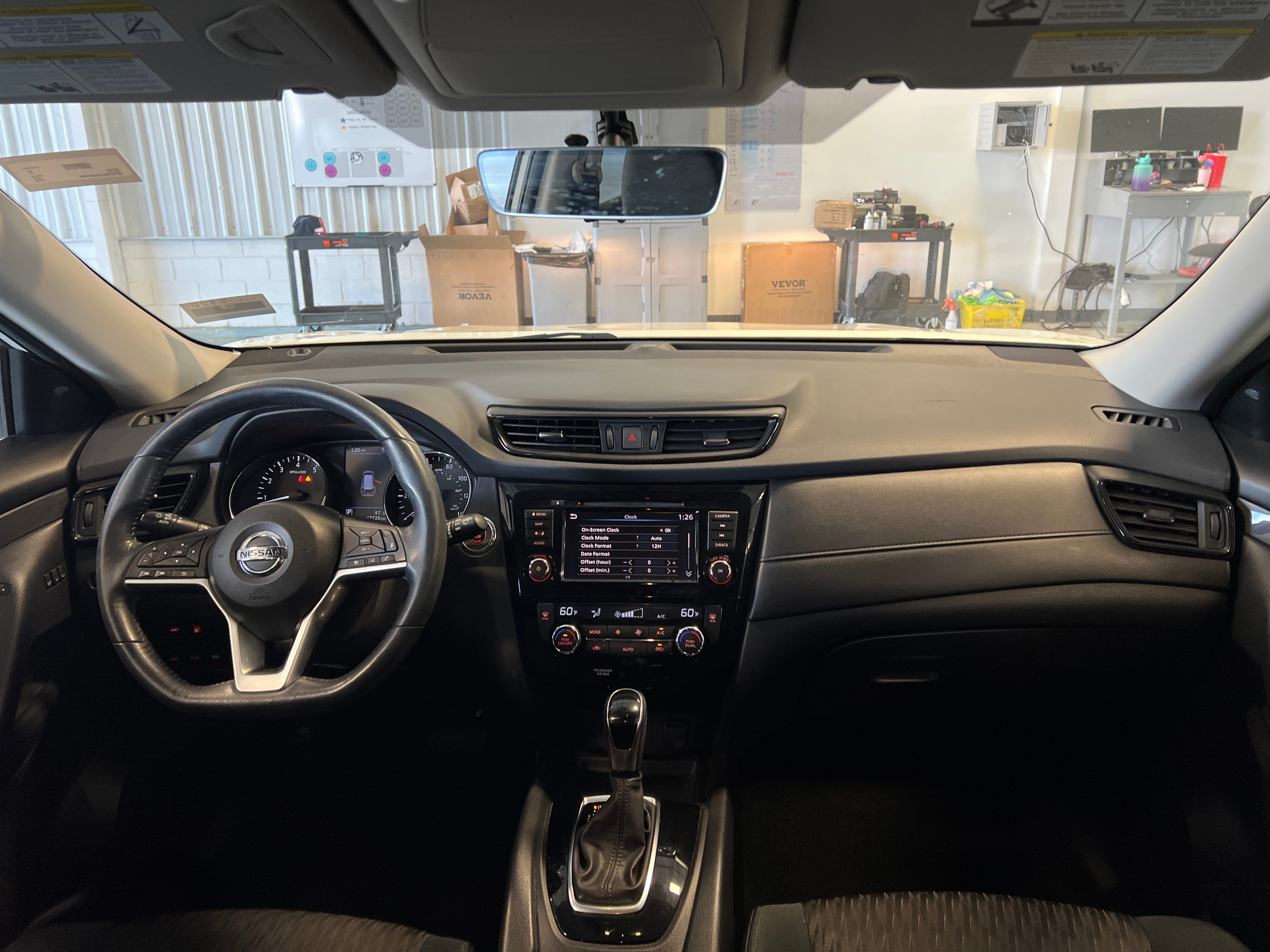2018 Nissan Rogue SV 3