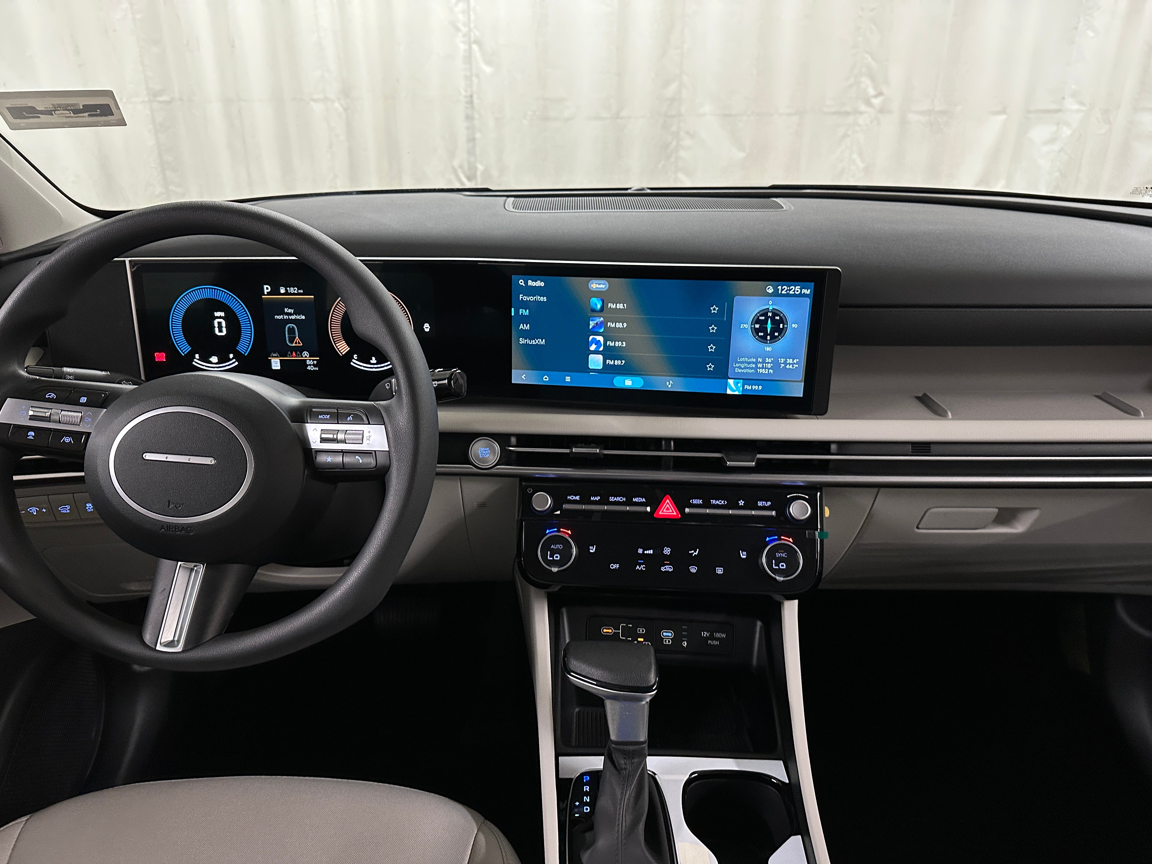 2025 Hyundai Tucson SEL 3