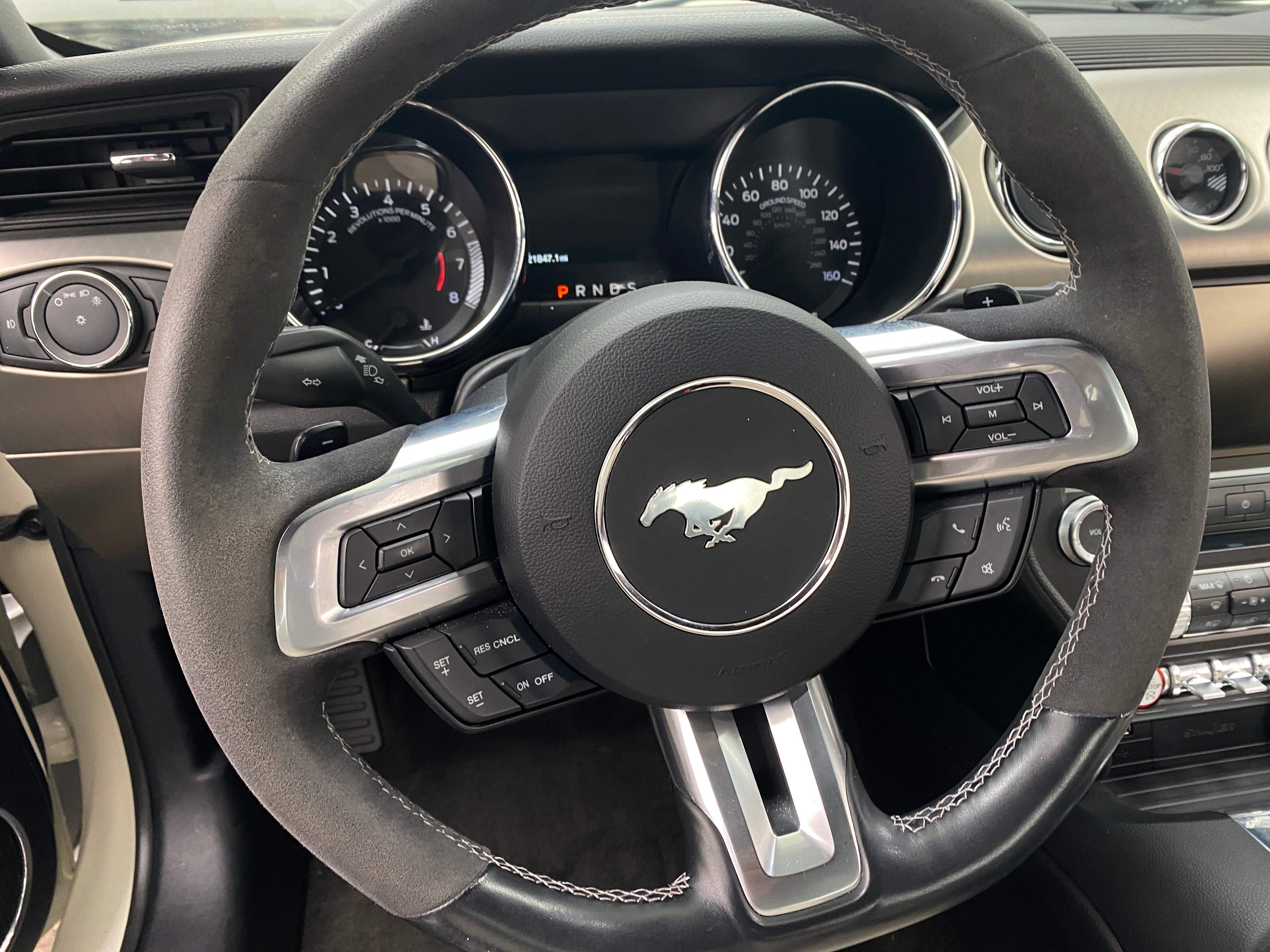 2015 Ford Mustang  3
