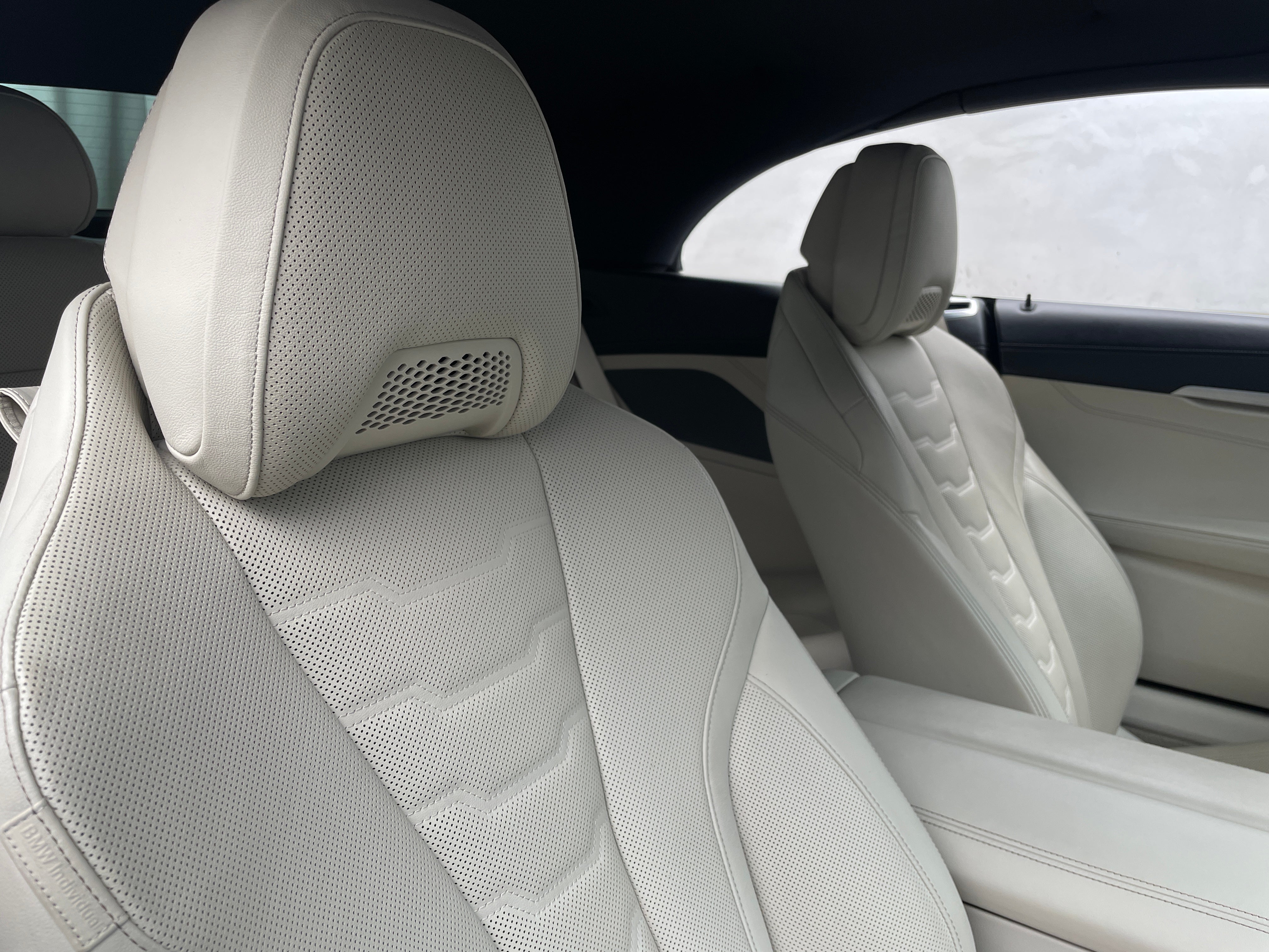 2019 BMW 8 Series M850i xDrive 2