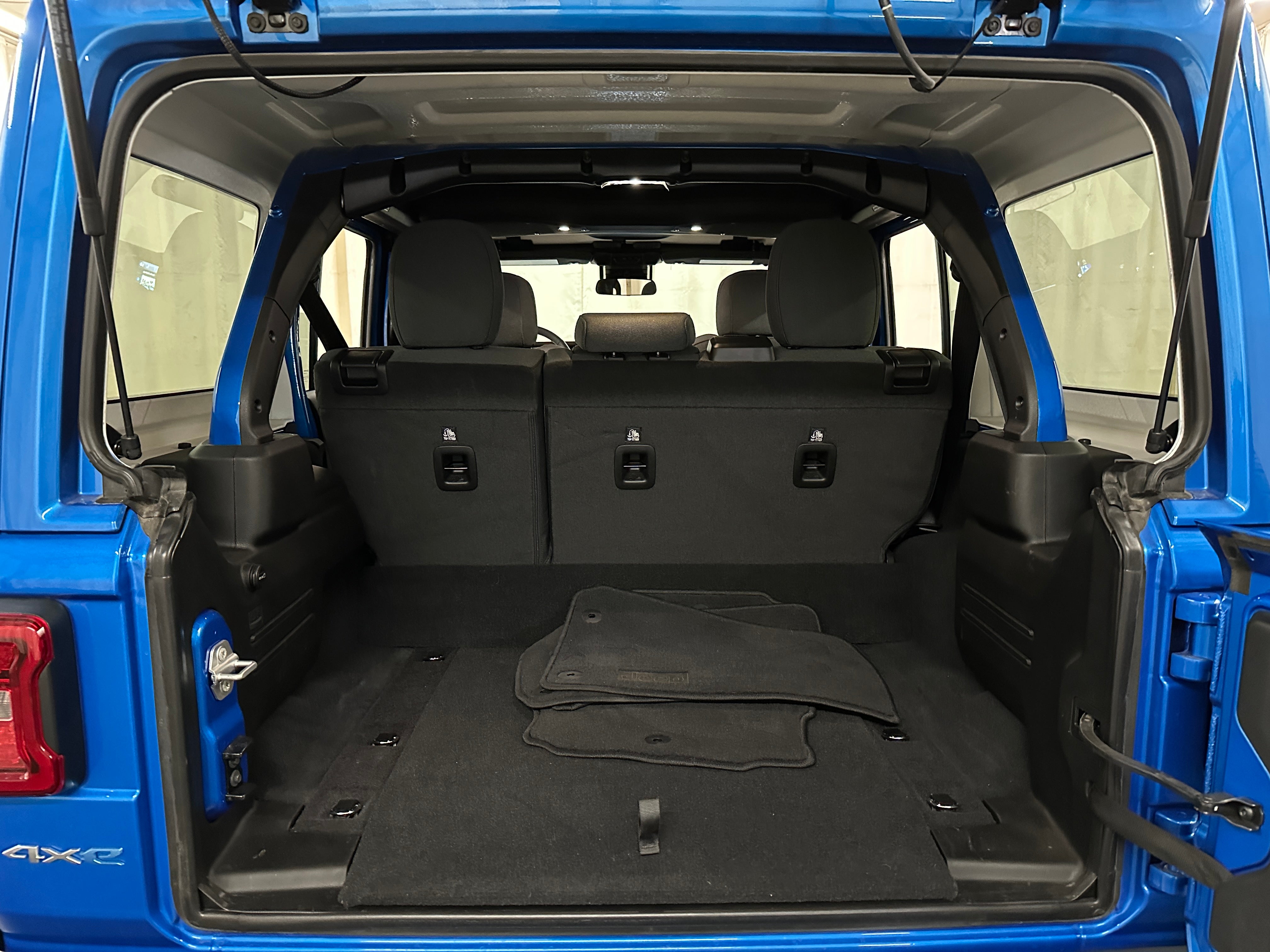 2024 Jeep Wrangler Sahara 4xe 7