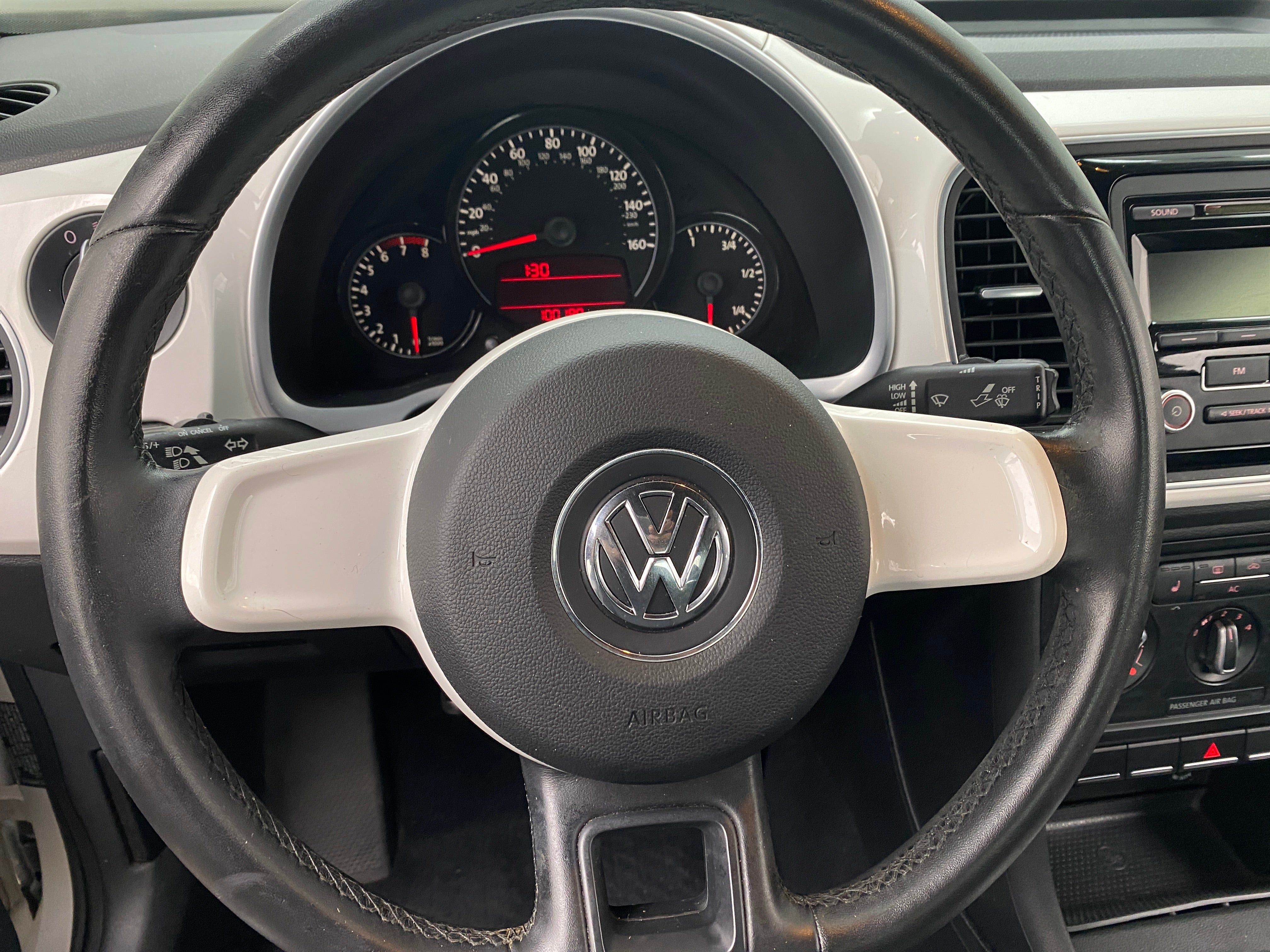 2012 Volkswagen Beetle  3