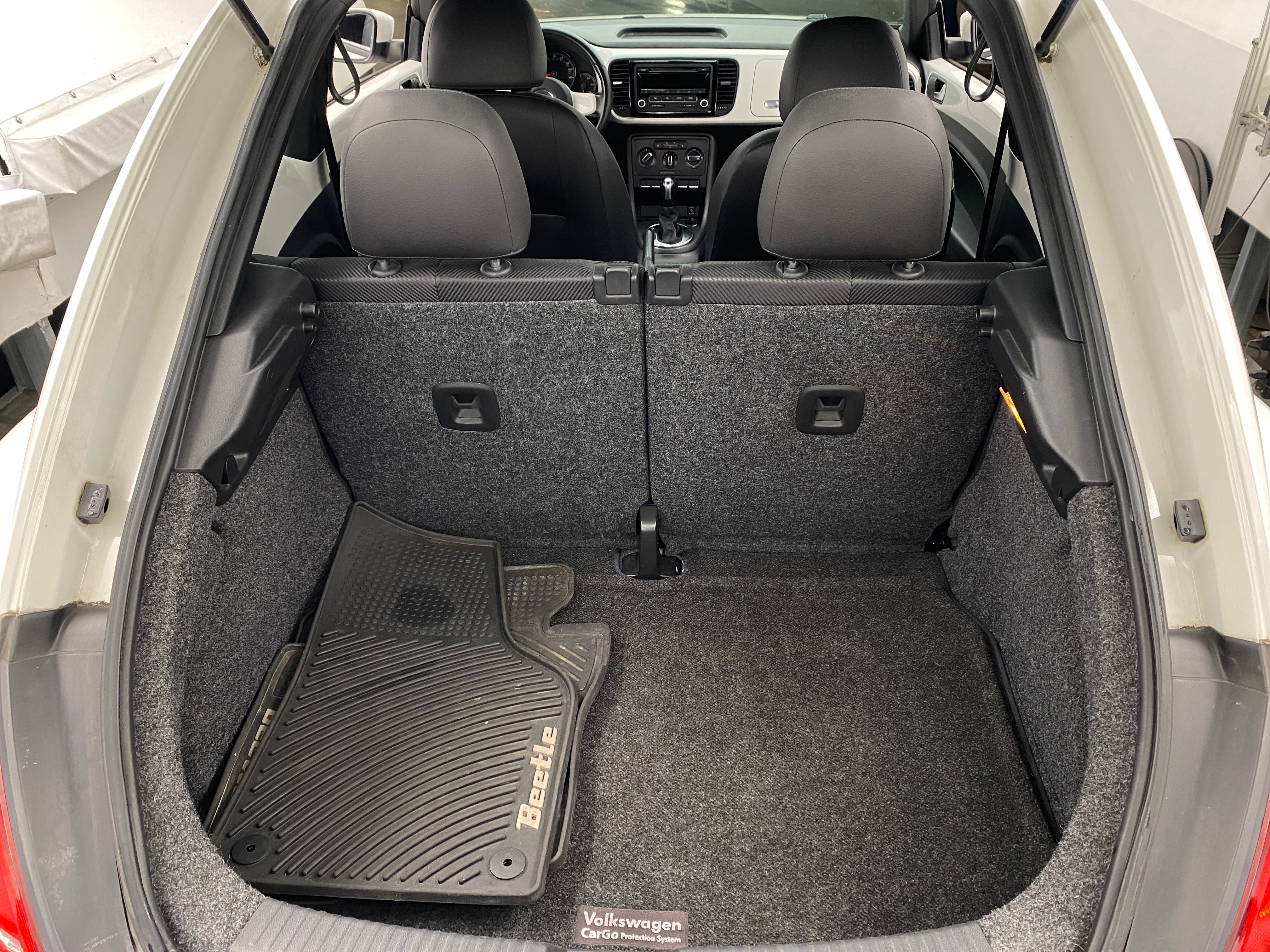 2012 Volkswagen Beetle  5
