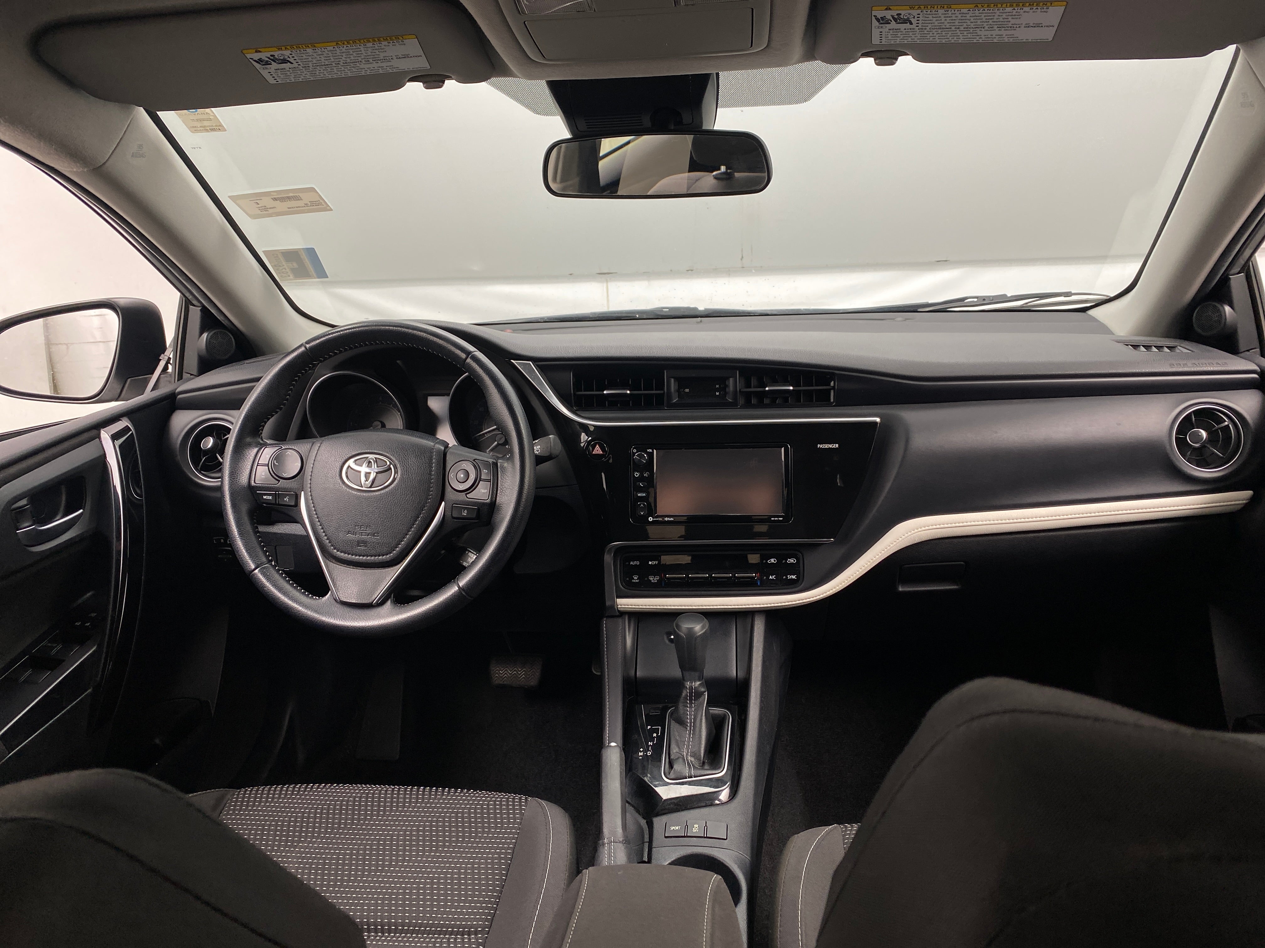 2018 Toyota Corolla iM Base 3