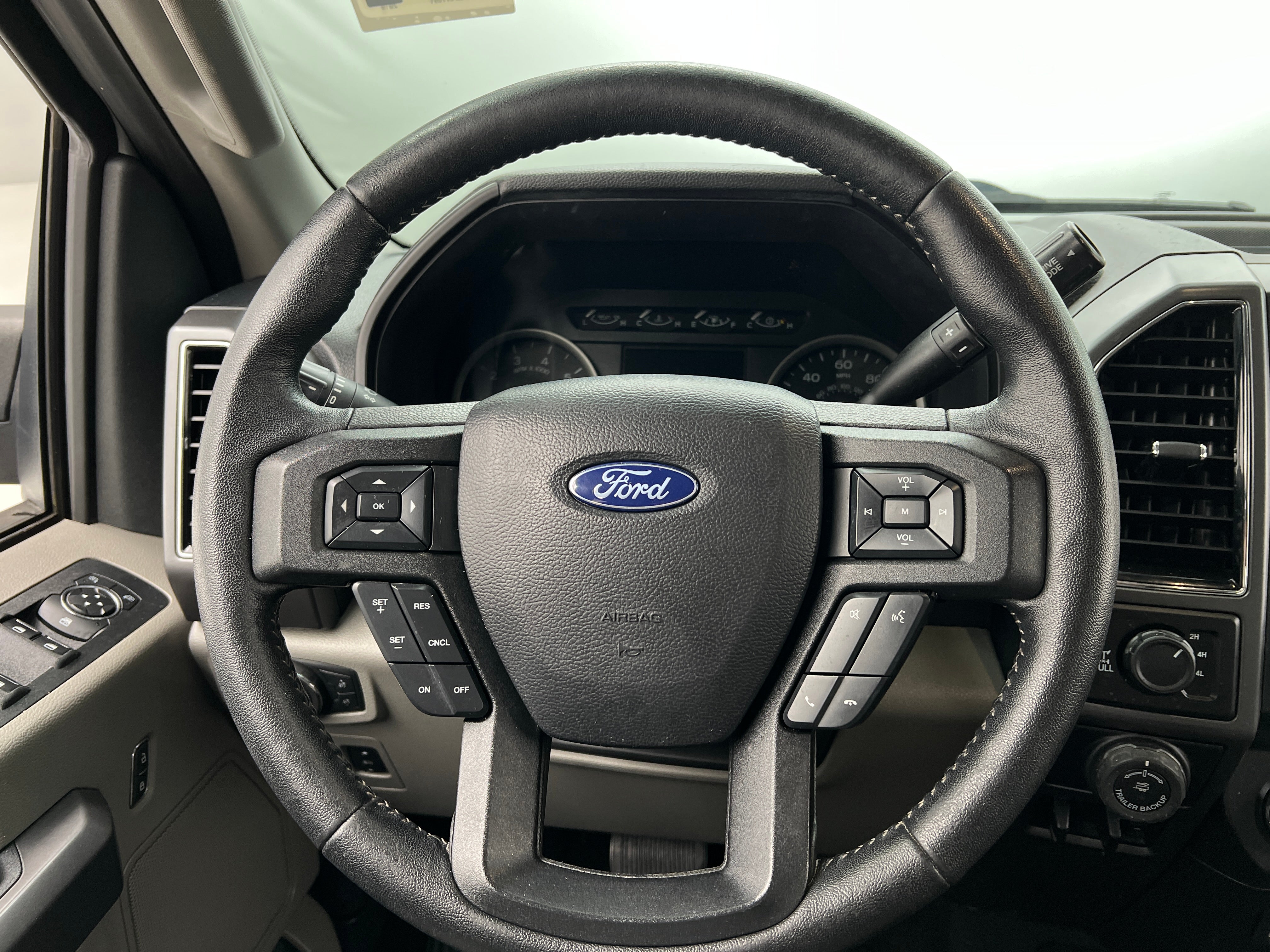 2019 Ford Econoline E-150 5