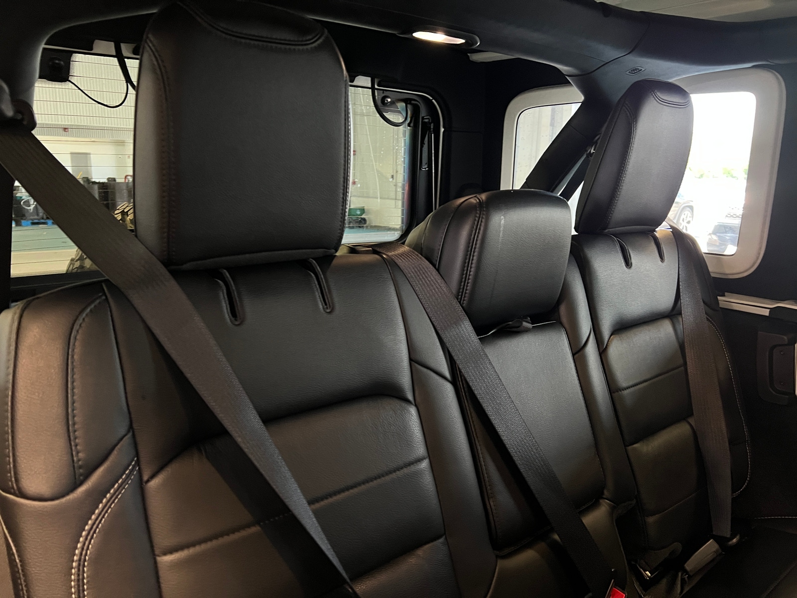 Thumbnail: 2019 Jeep Wrangler - 5