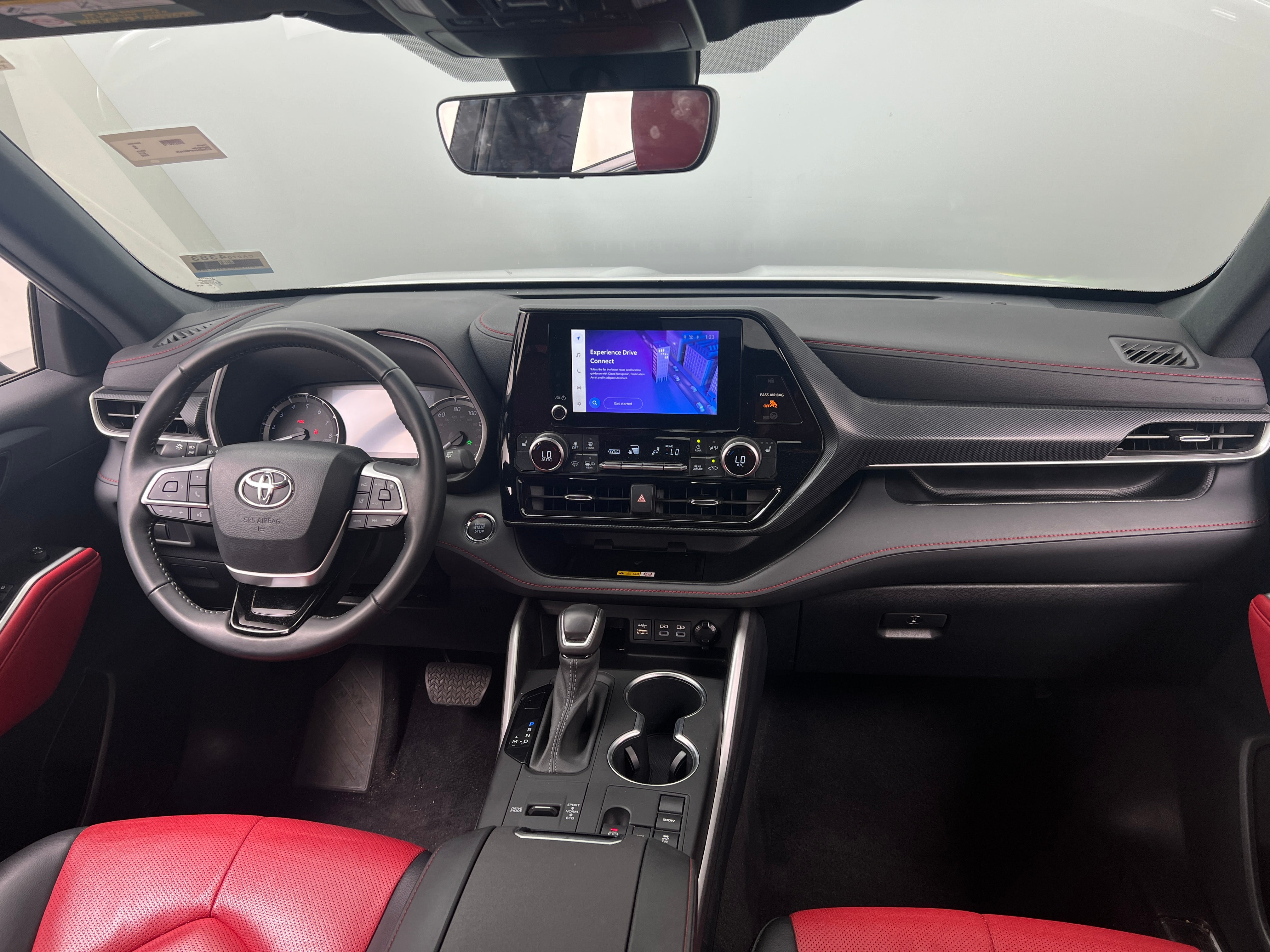 2023 Toyota Highlander XSE 2