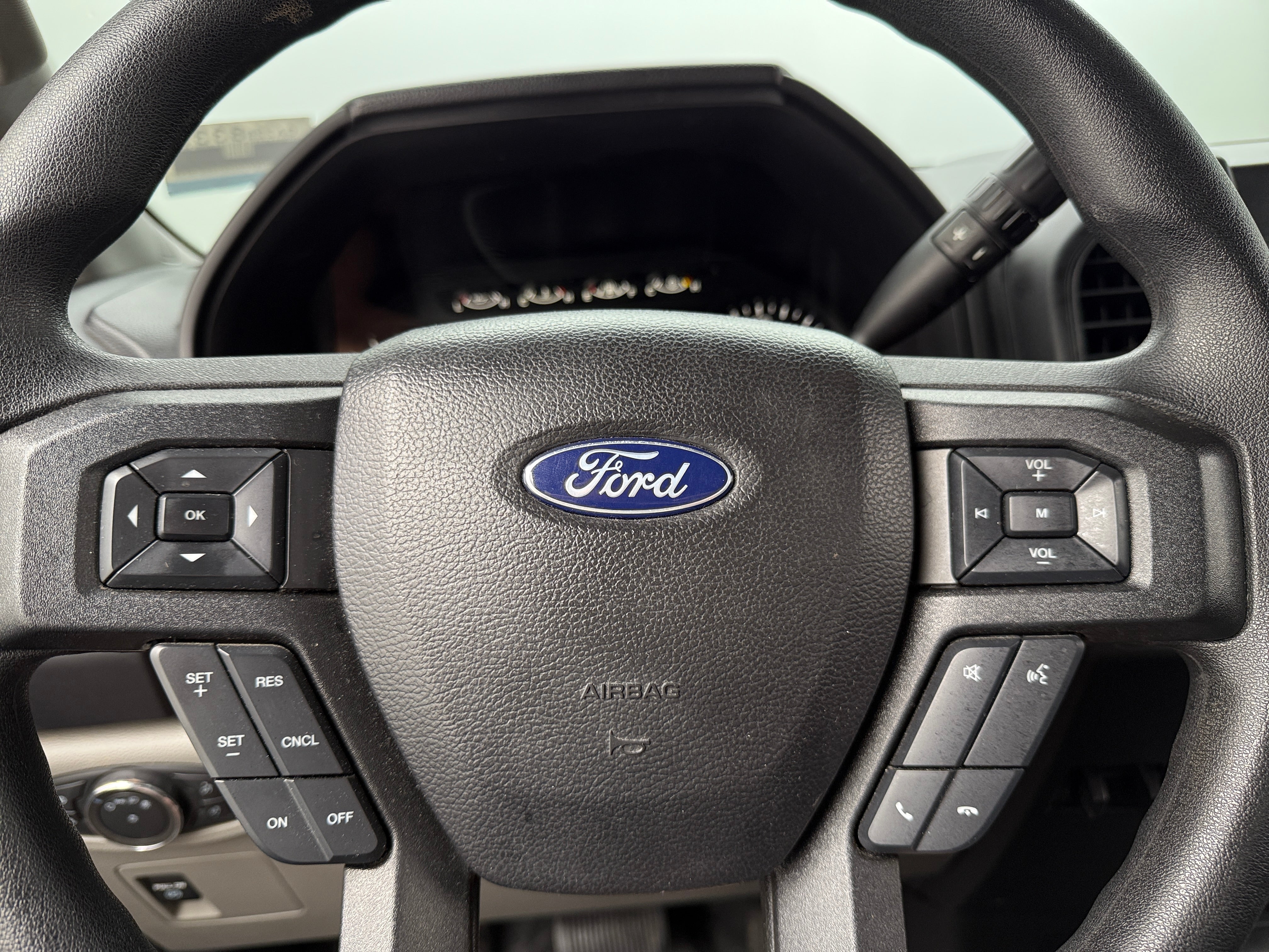 2020 Ford Econoline E-150 5