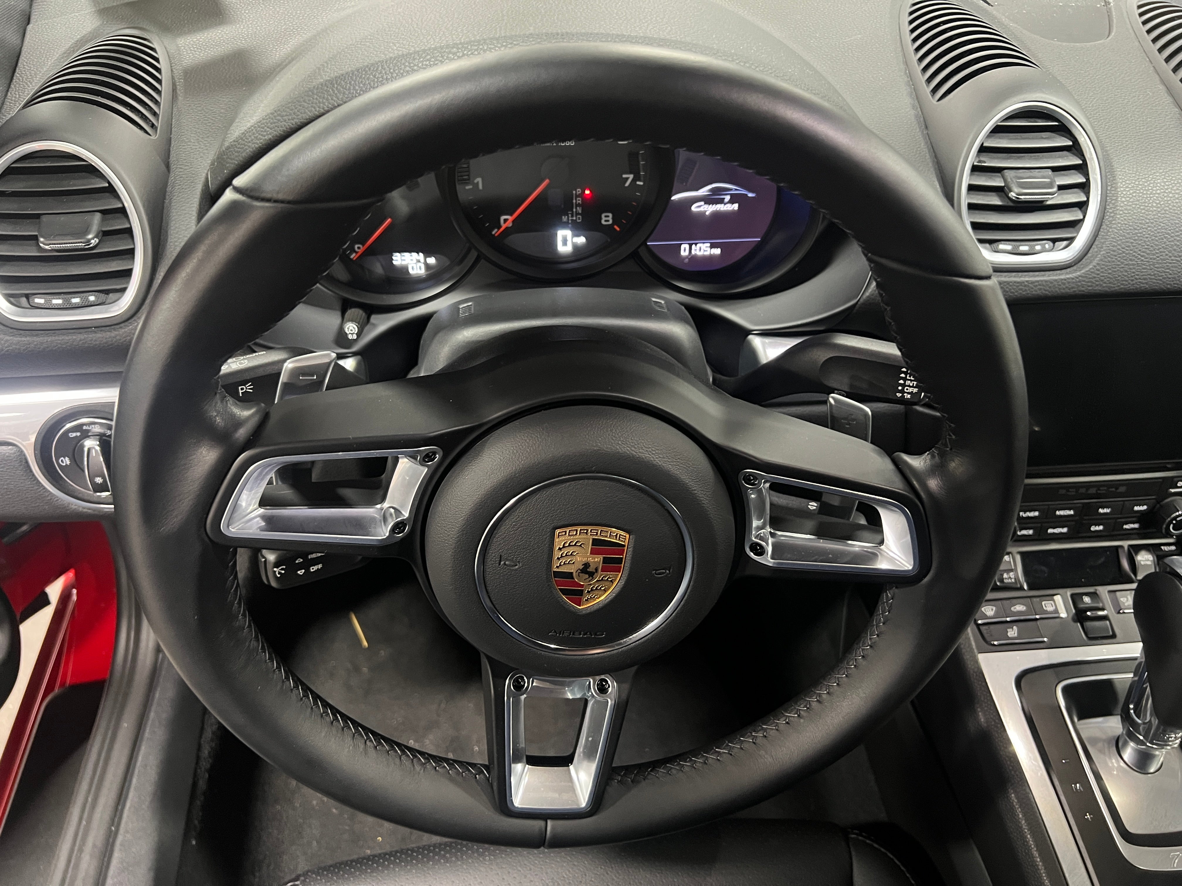 2022 Porsche 718 Cayman T 3