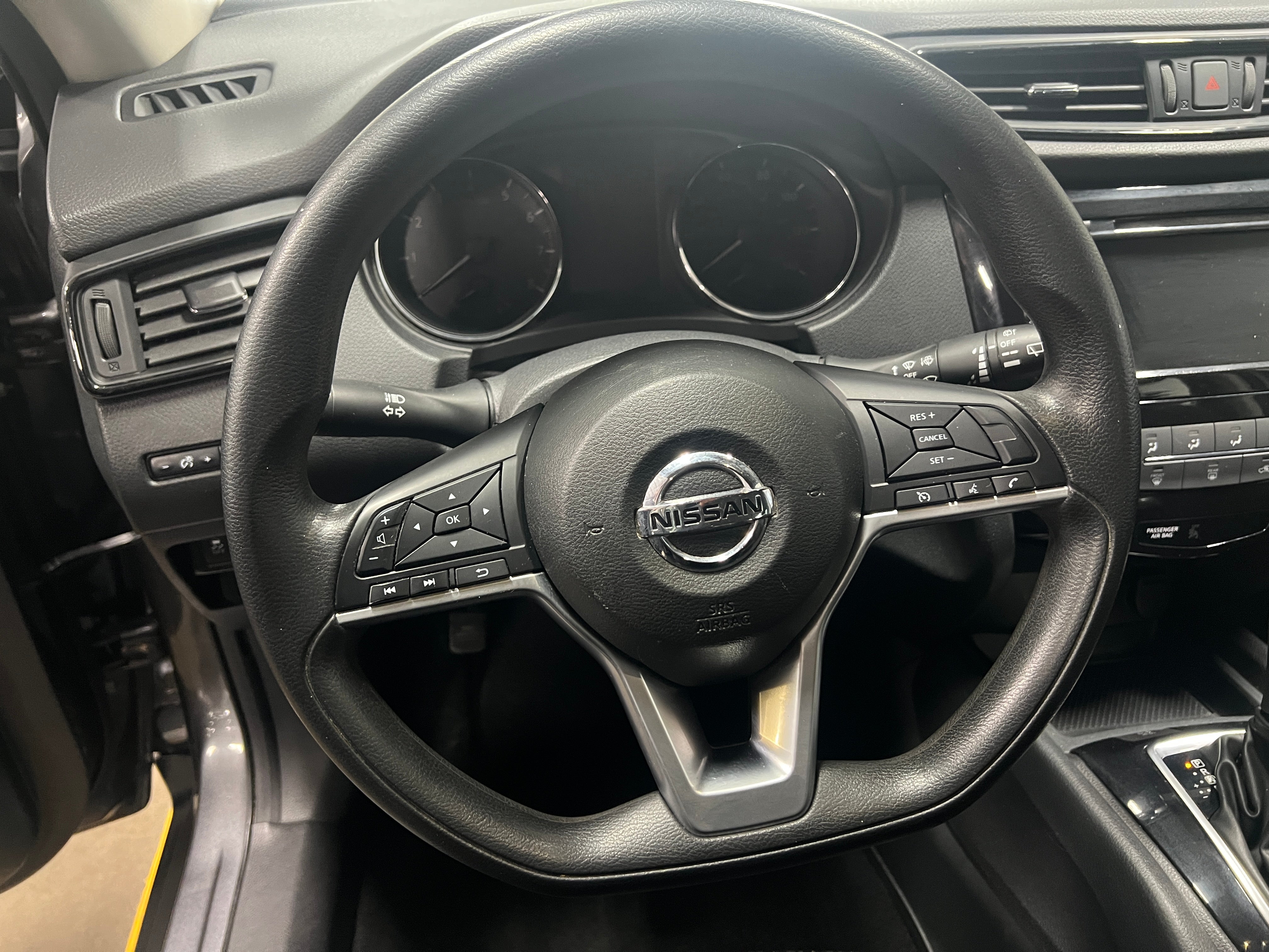 2019 Nissan Rogue S 5