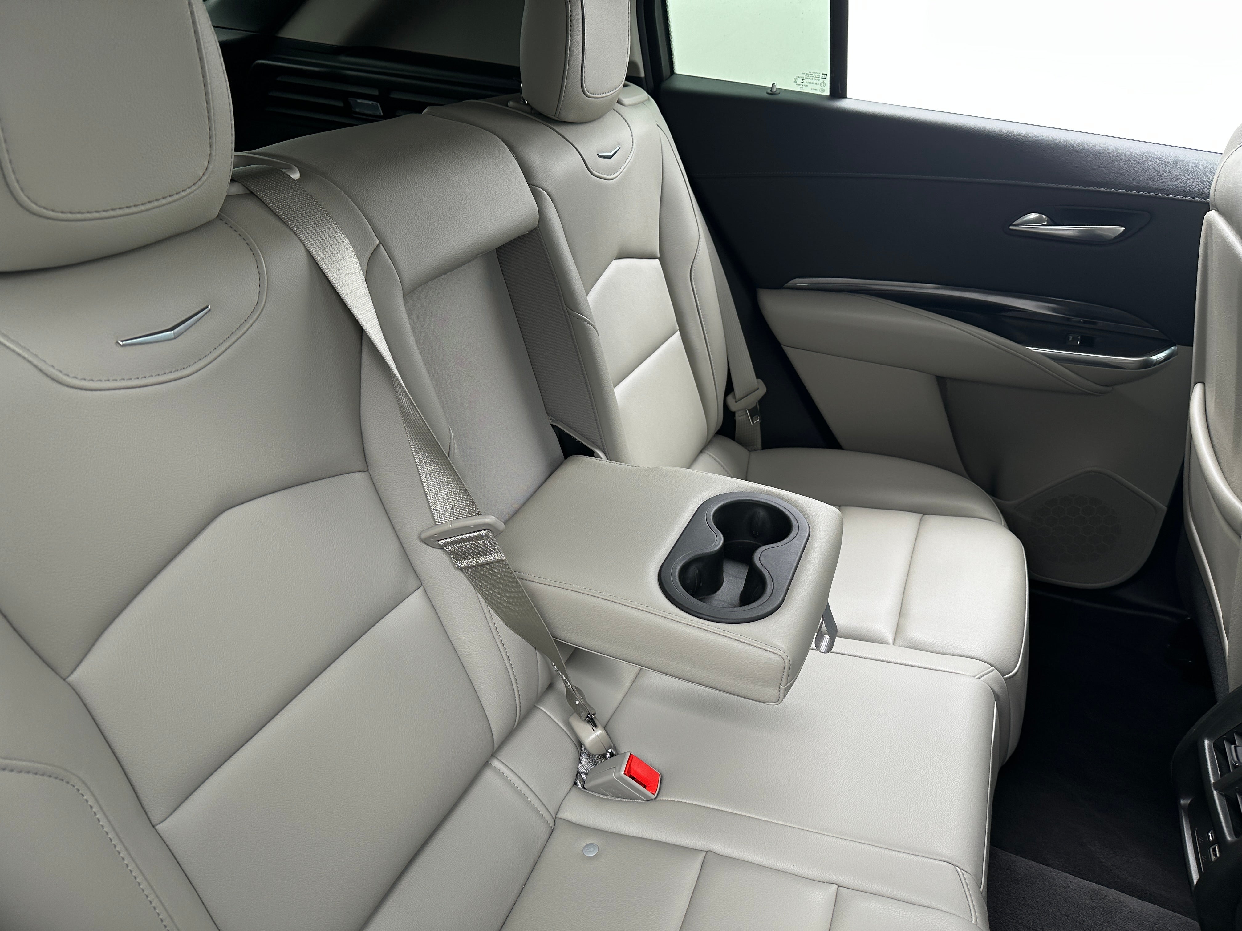2019 Cadillac XT4 Luxury 5