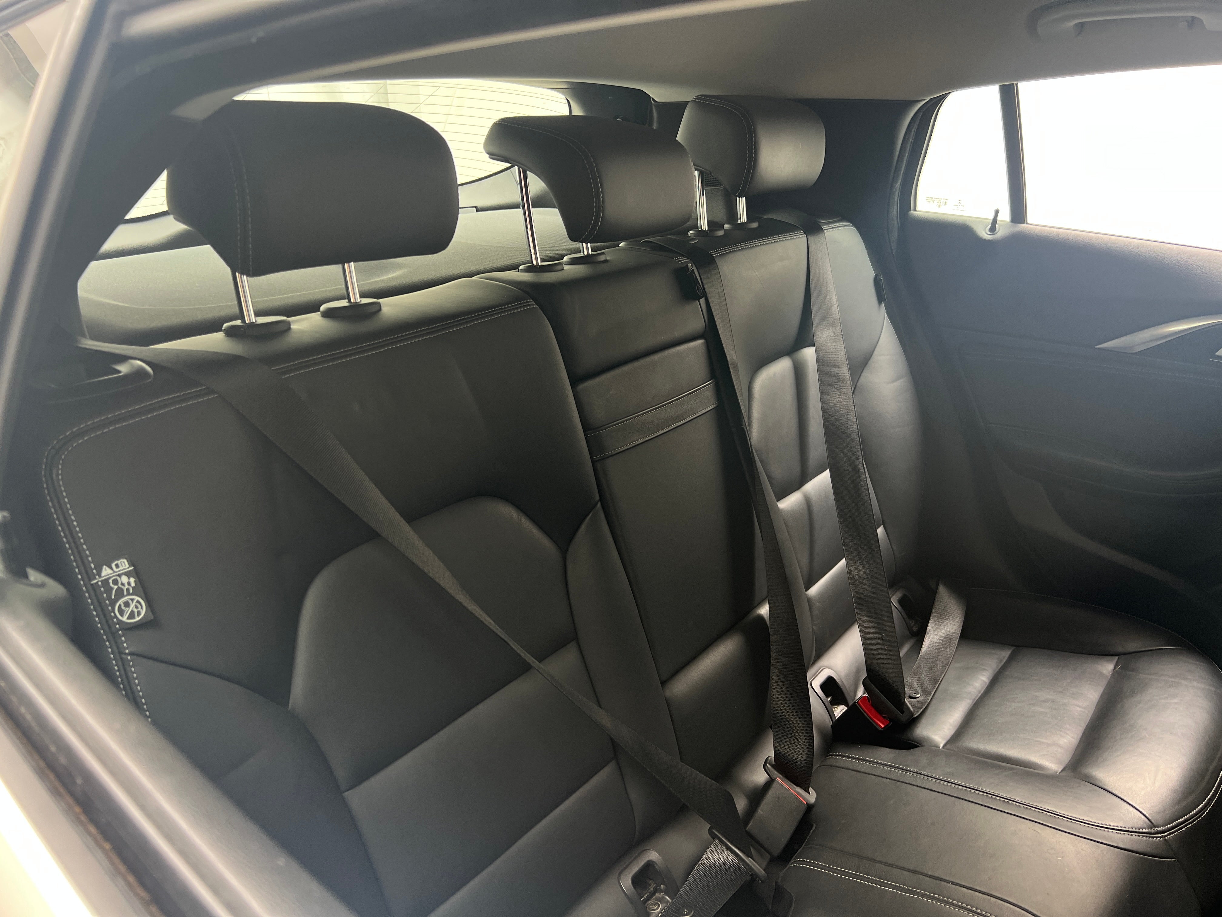 2017 INFINITI QX30 Premium 5
