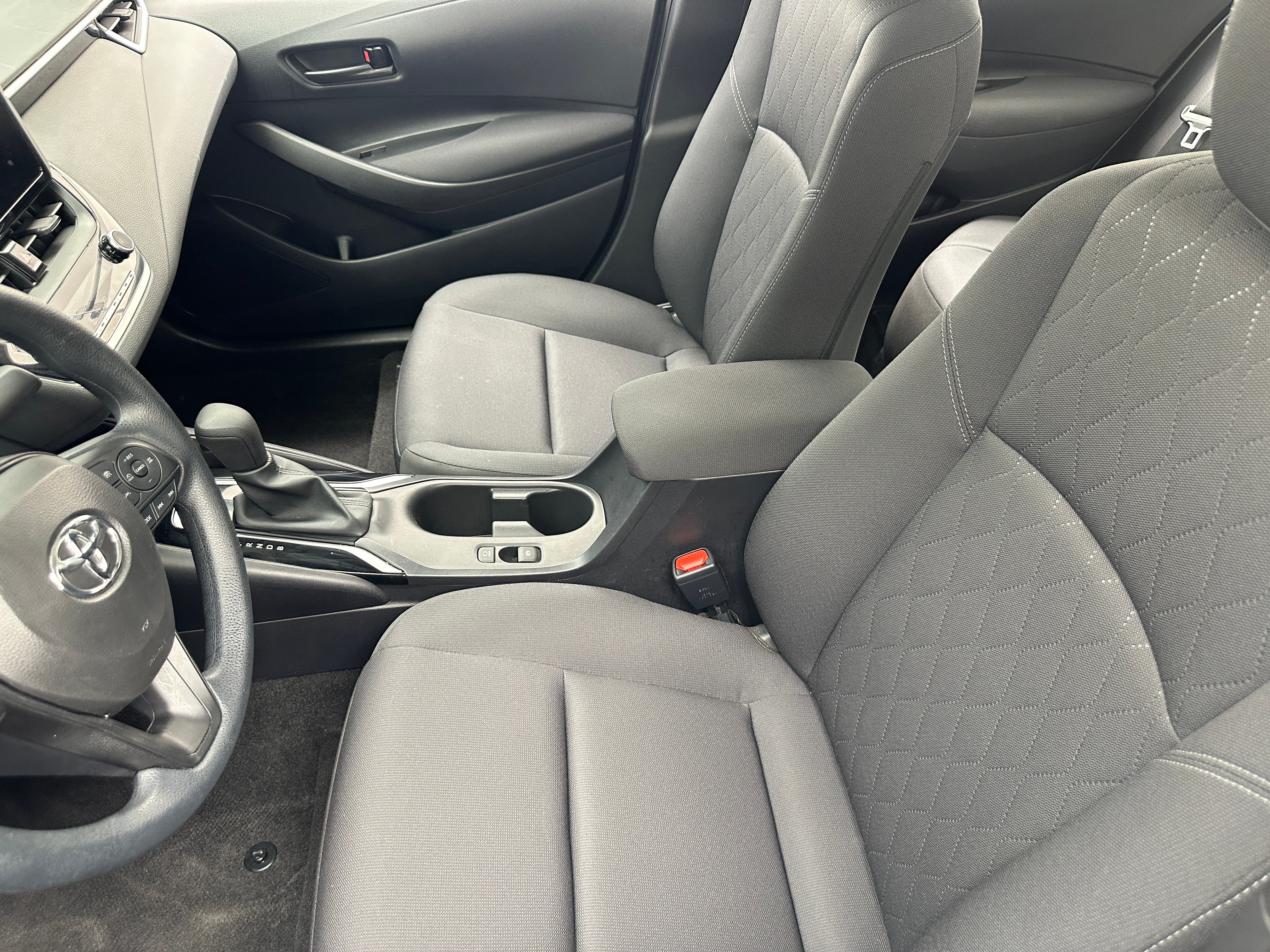 2024 Toyota Corolla LE 2