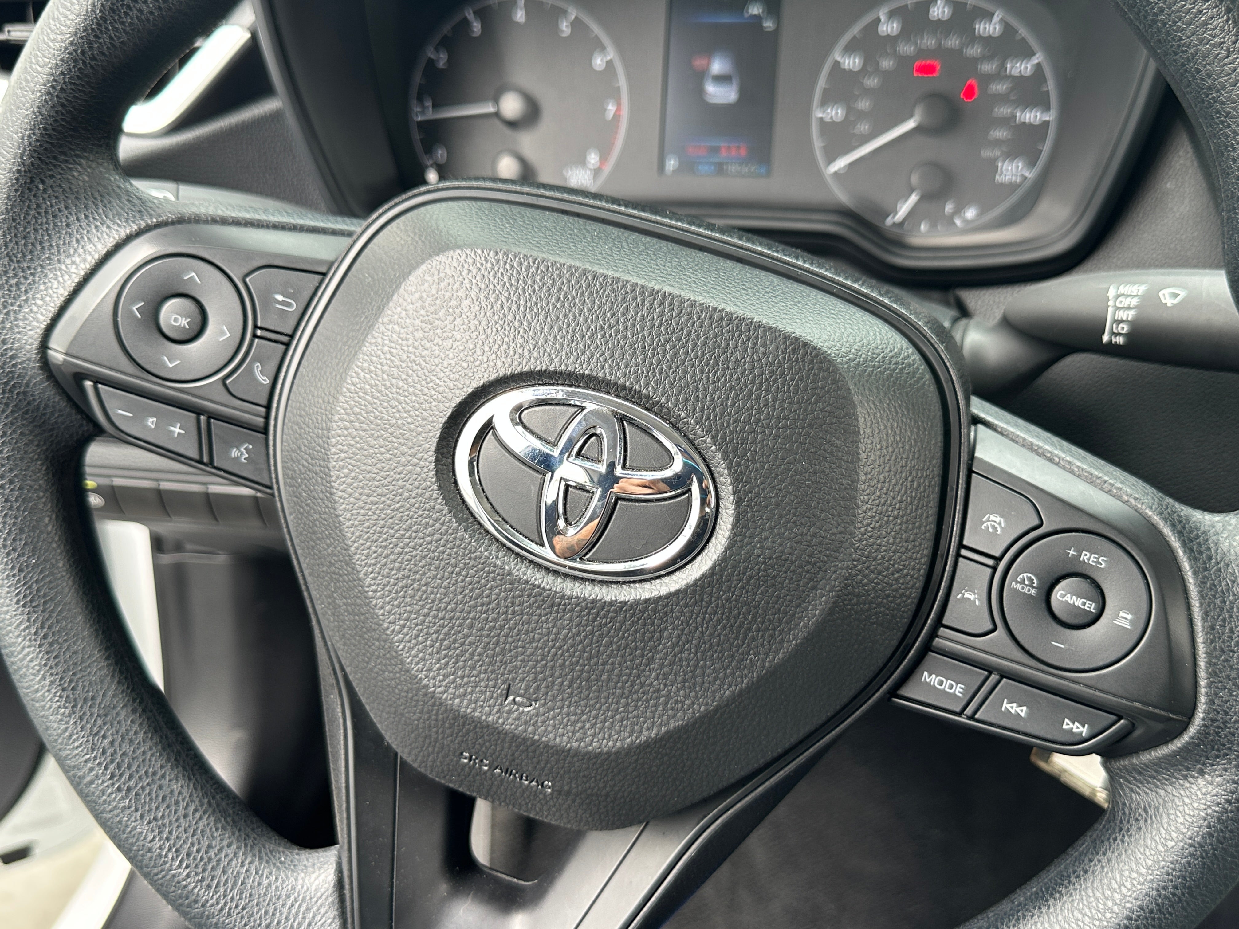 2024 Toyota Corolla LE 5