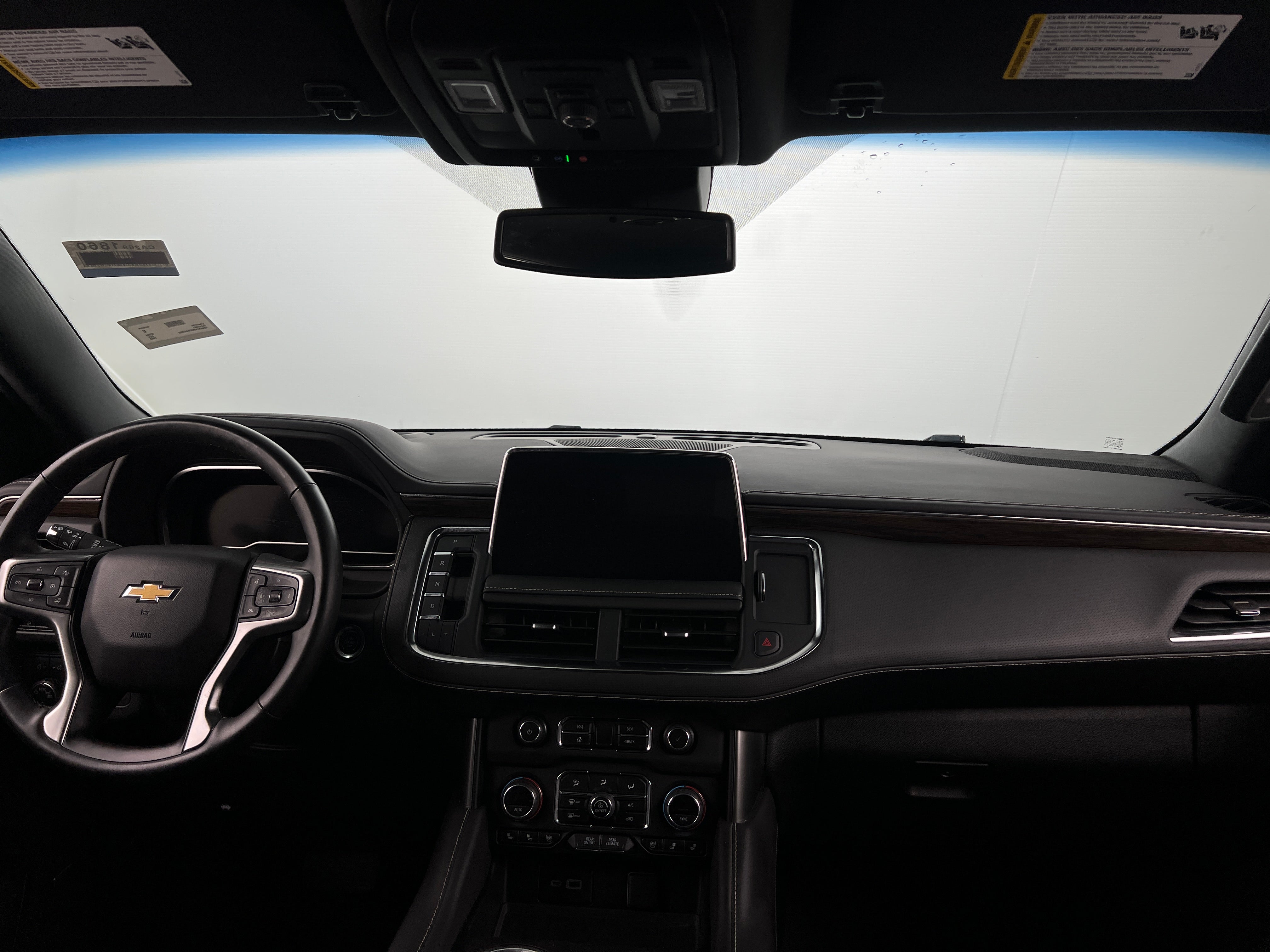 2023 Chevrolet Suburban Premier 2