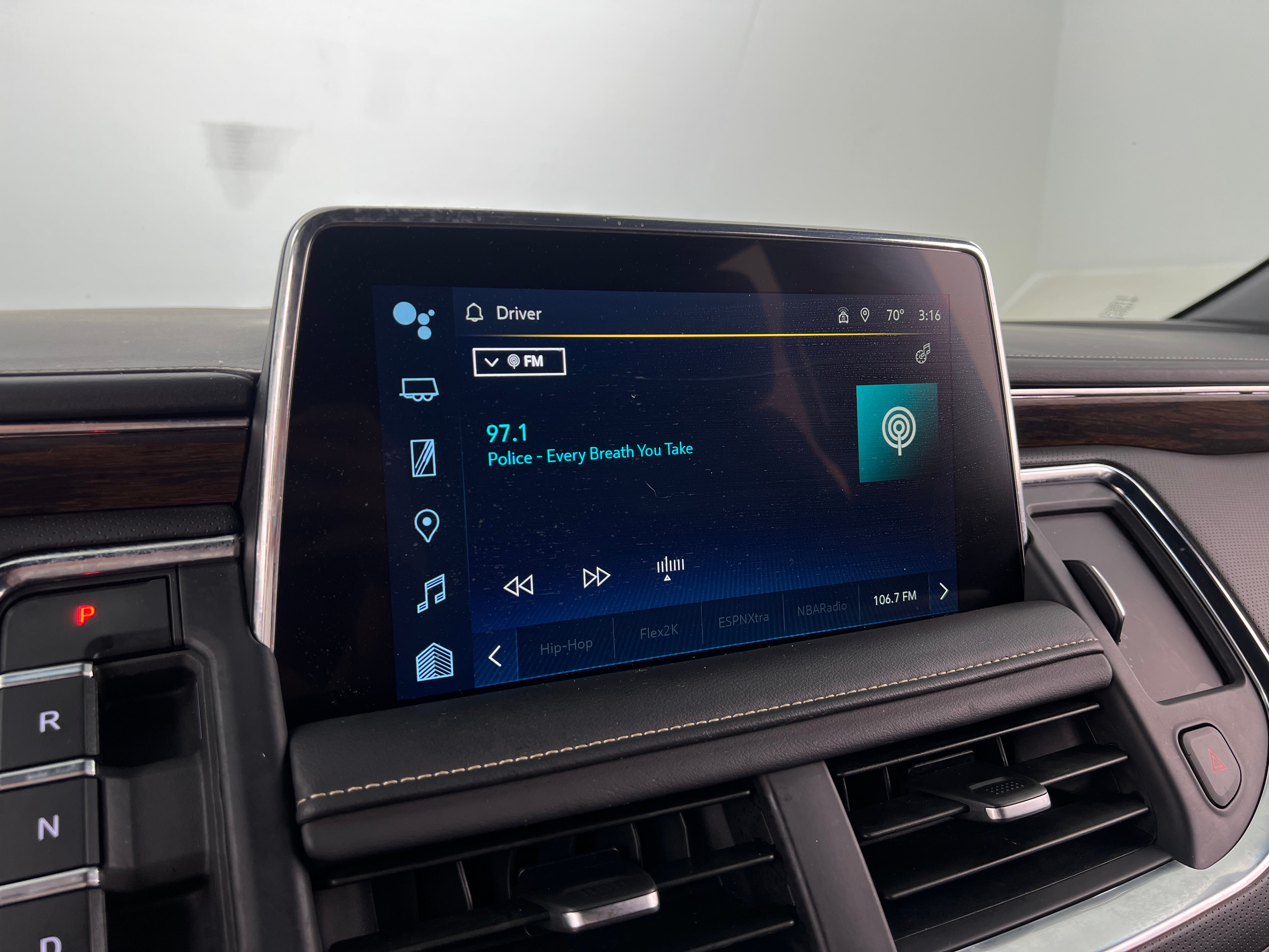 2023 Chevrolet Suburban Premier 3