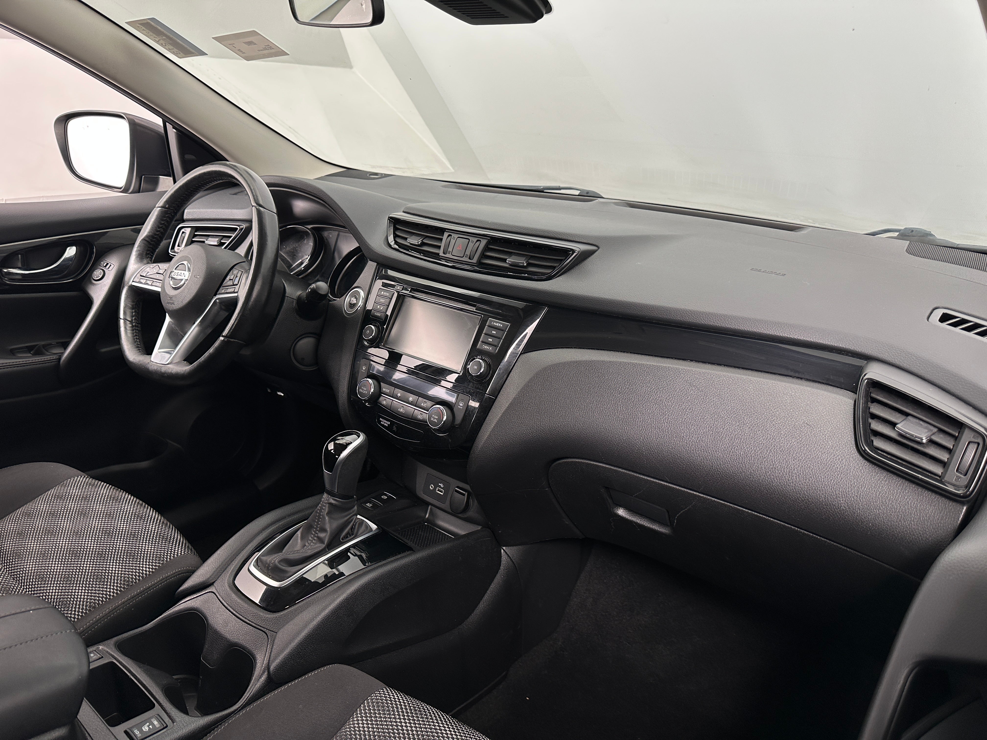 2019 Nissan Rogue Sport SV 3