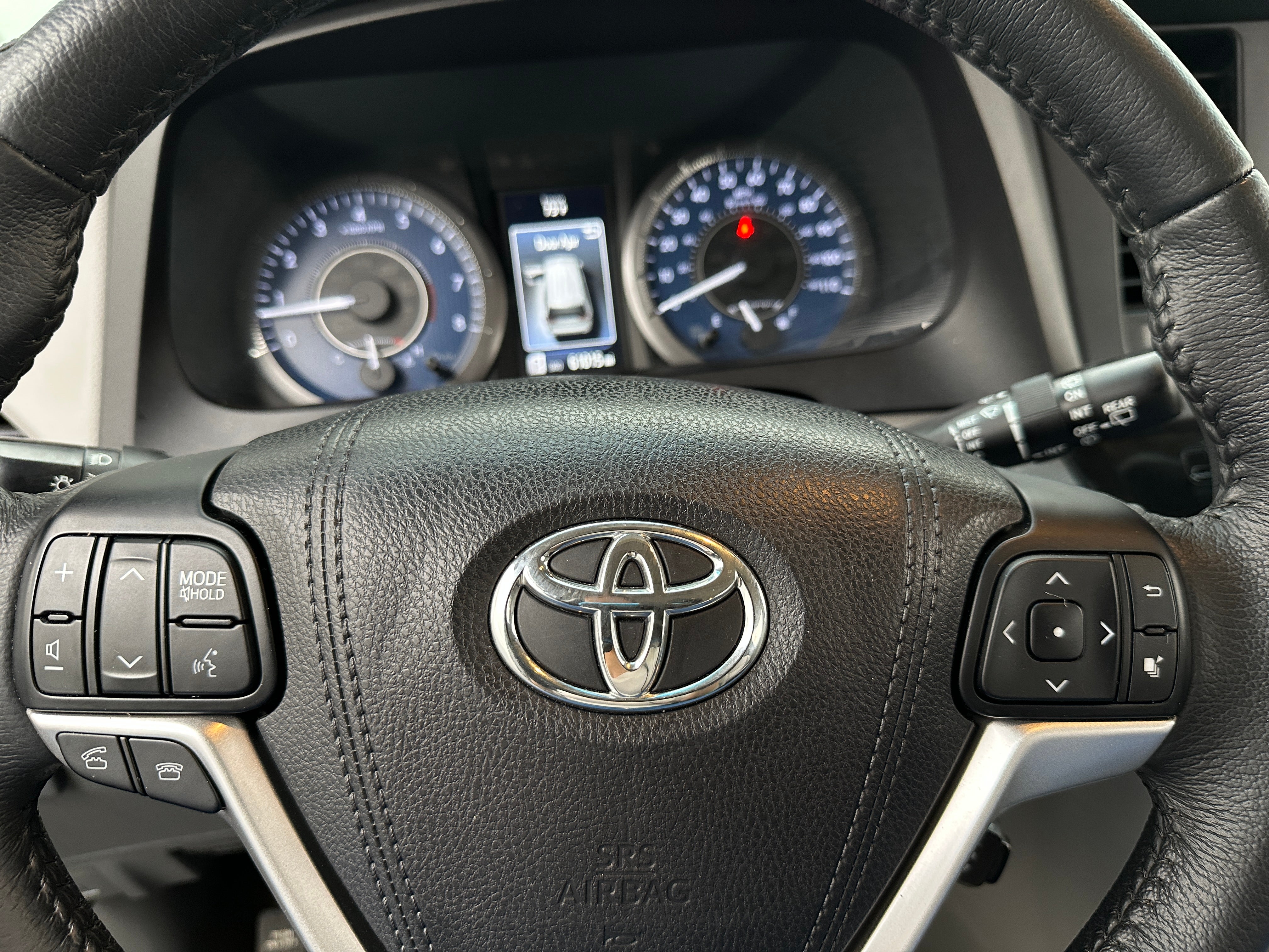 2017 Toyota Sienna XLE 4