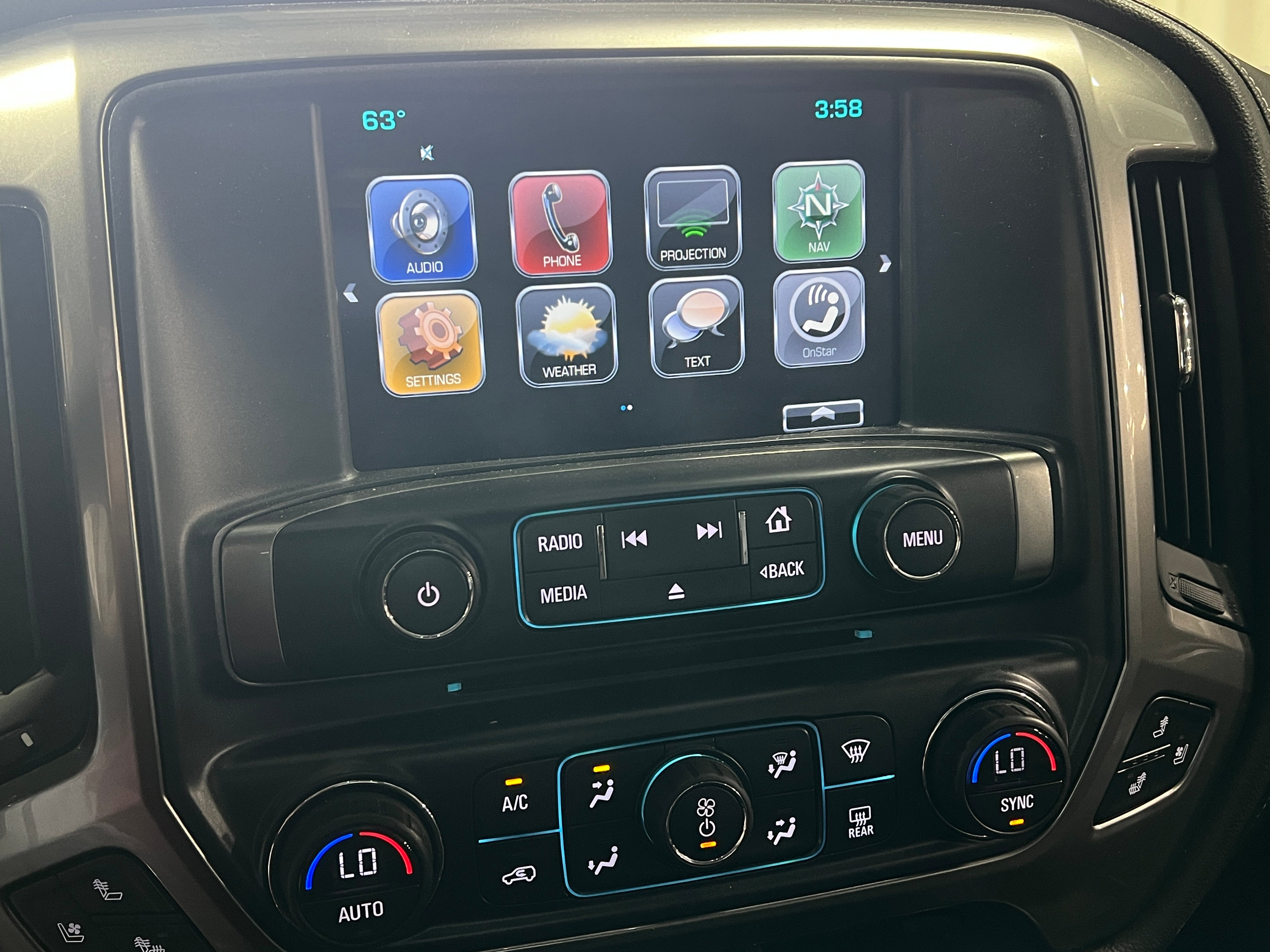 2017 Chevrolet Silverado 1500 LTZ 3