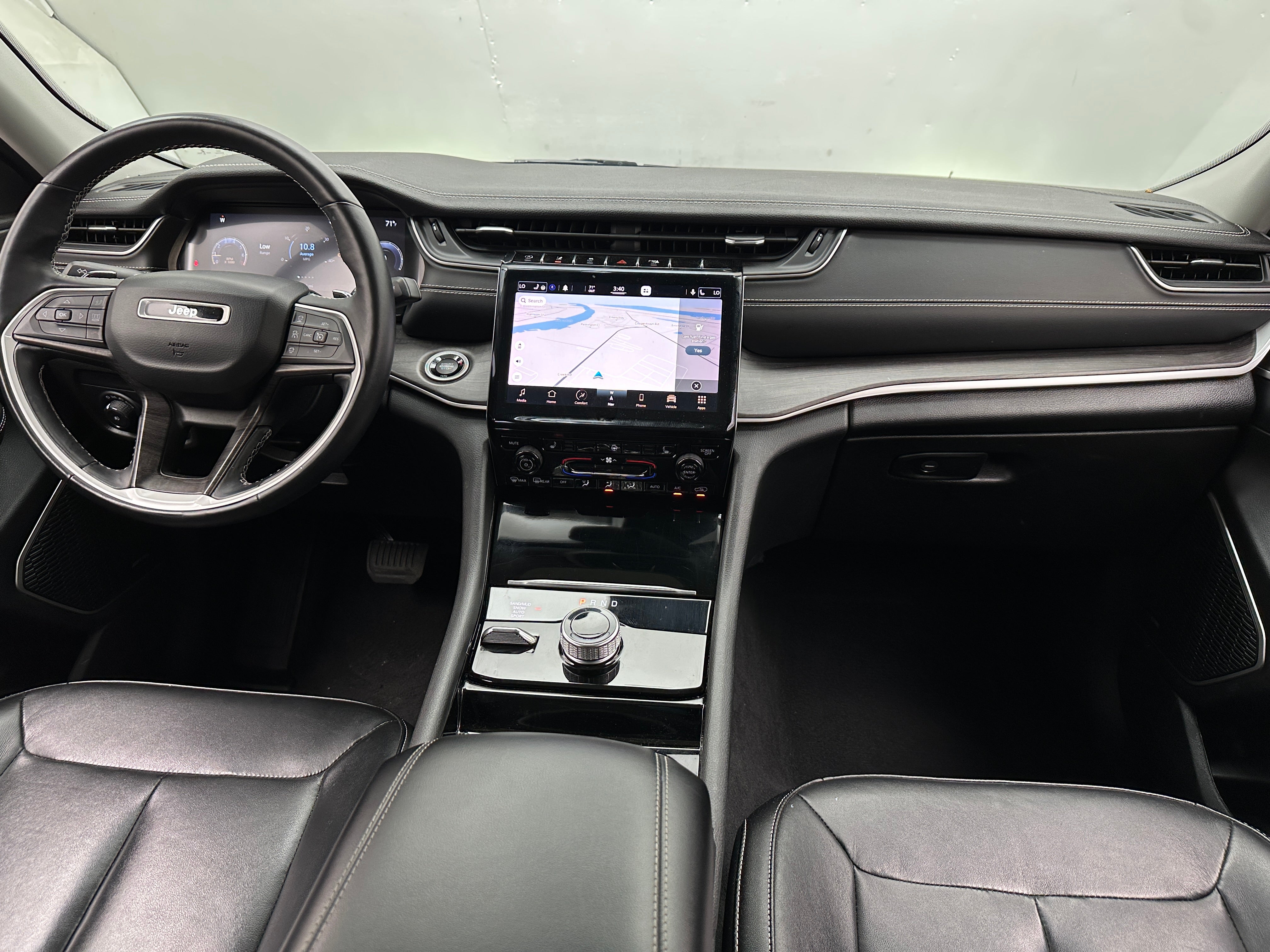 2021 Jeep Grand Cherokee L Limited Edition 3