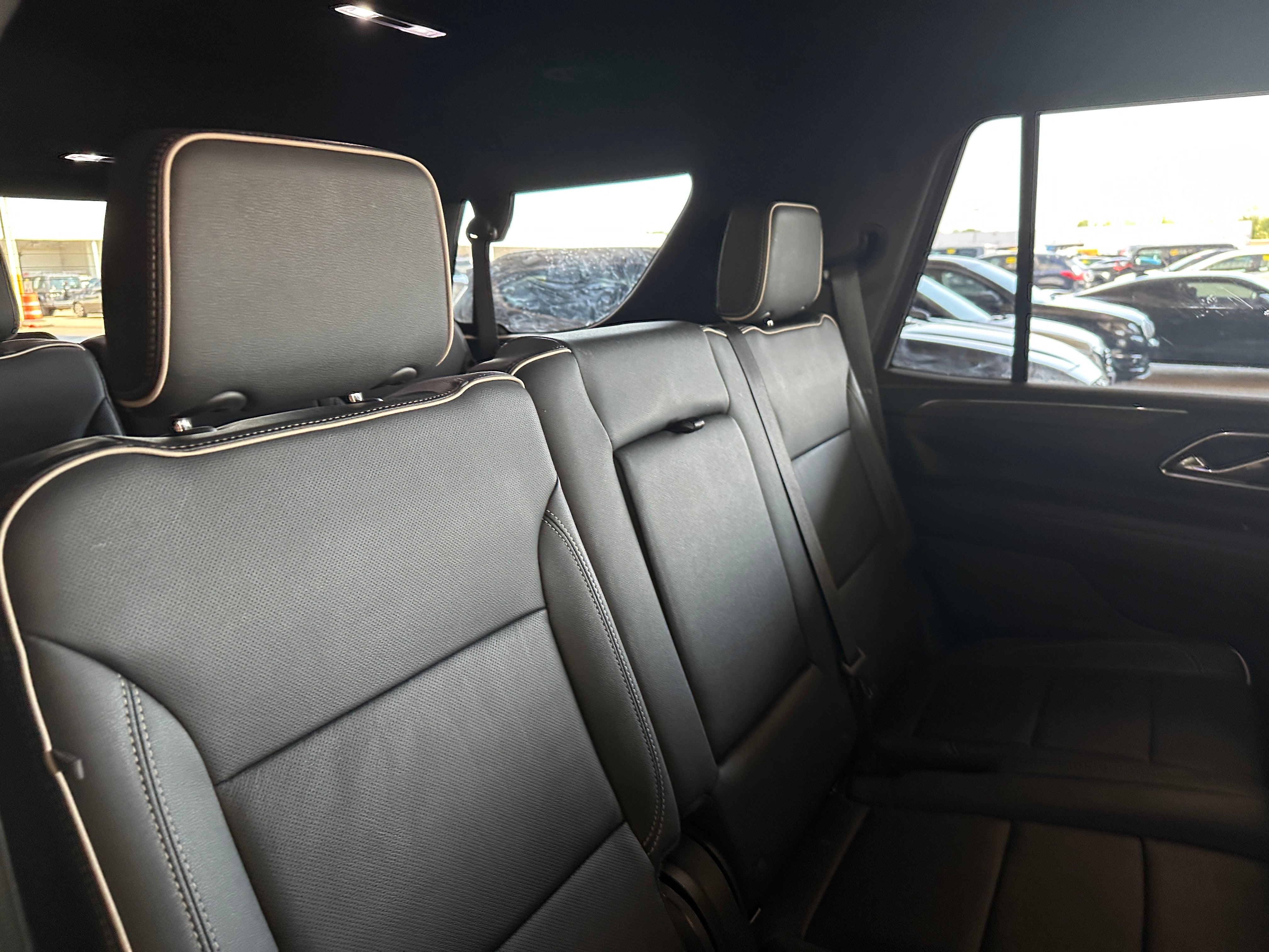 2023 GMC Yukon SLT 5