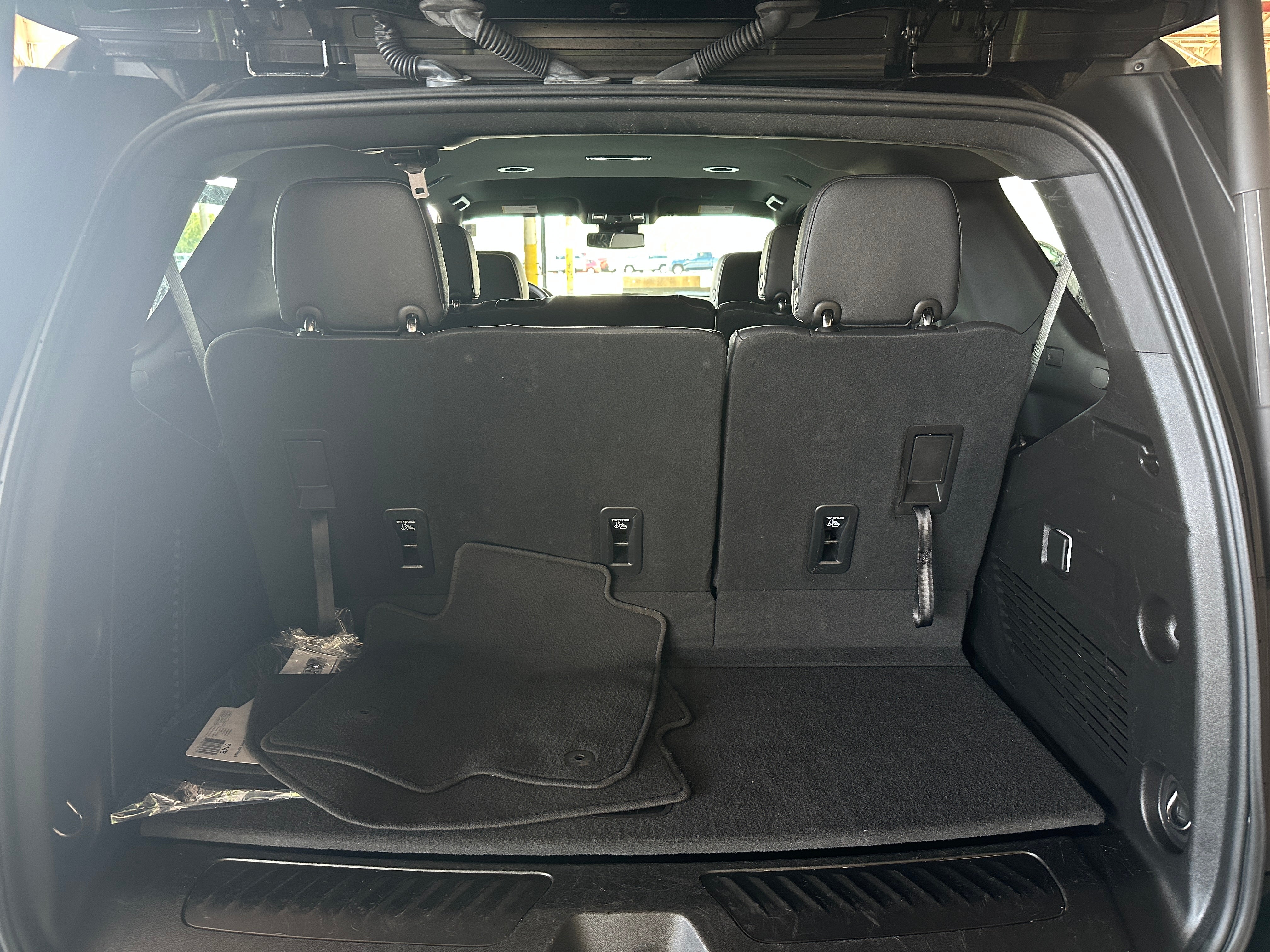 2023 GMC Yukon SLT 6