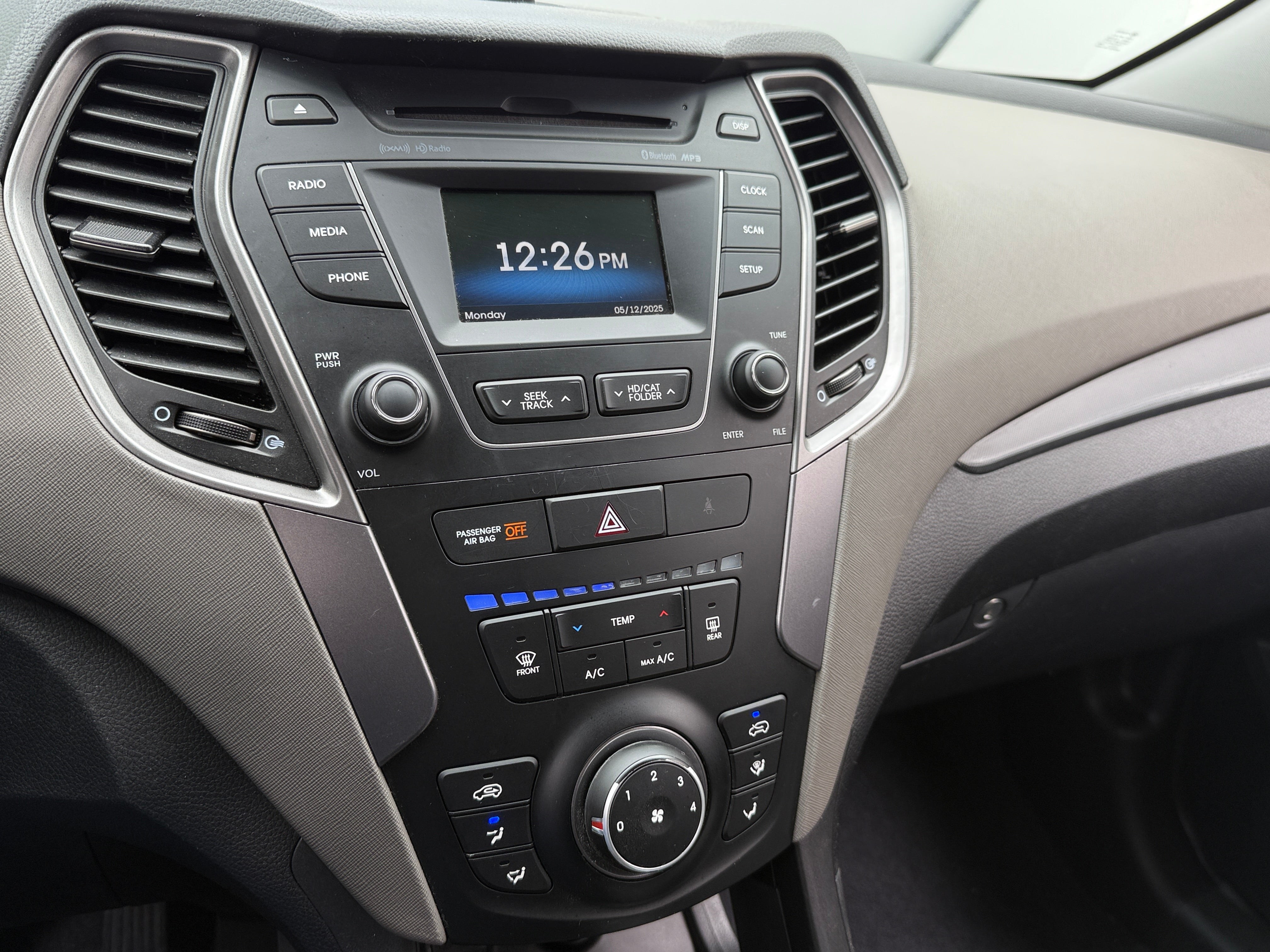 2016 Hyundai Santa Fe Sport 2.0T 4