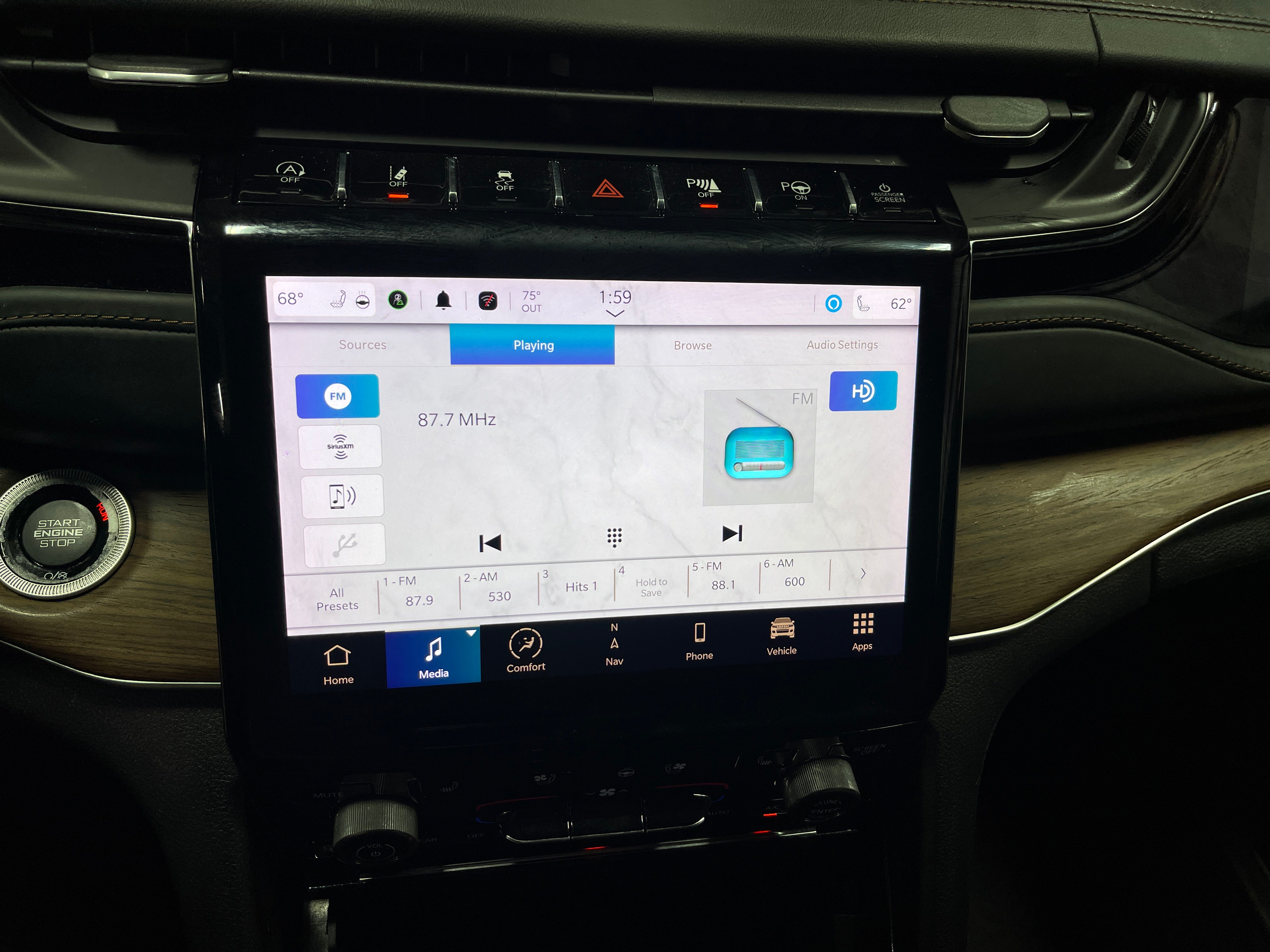 2023 Jeep Grand Cherokee L Summit 3