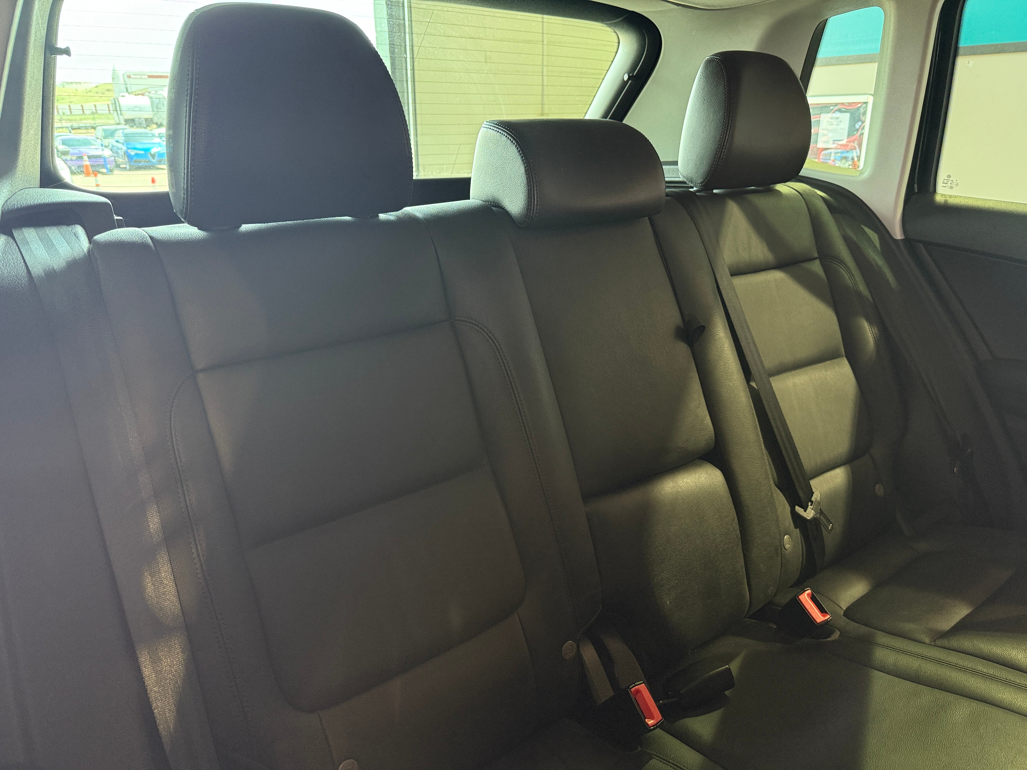 2017 Volkswagen Tiguan Sport 5