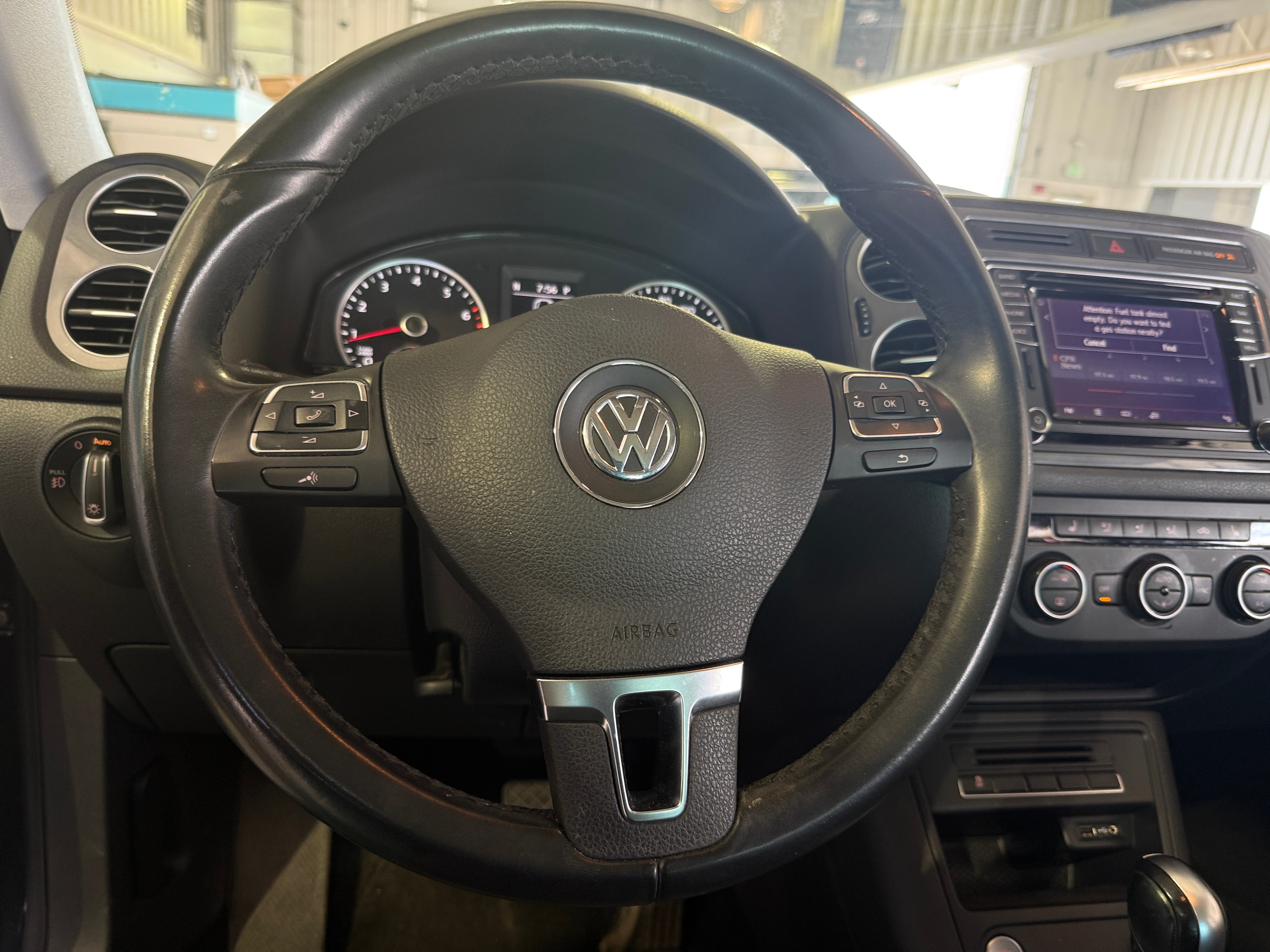 2017 Volkswagen Tiguan Sport 4
