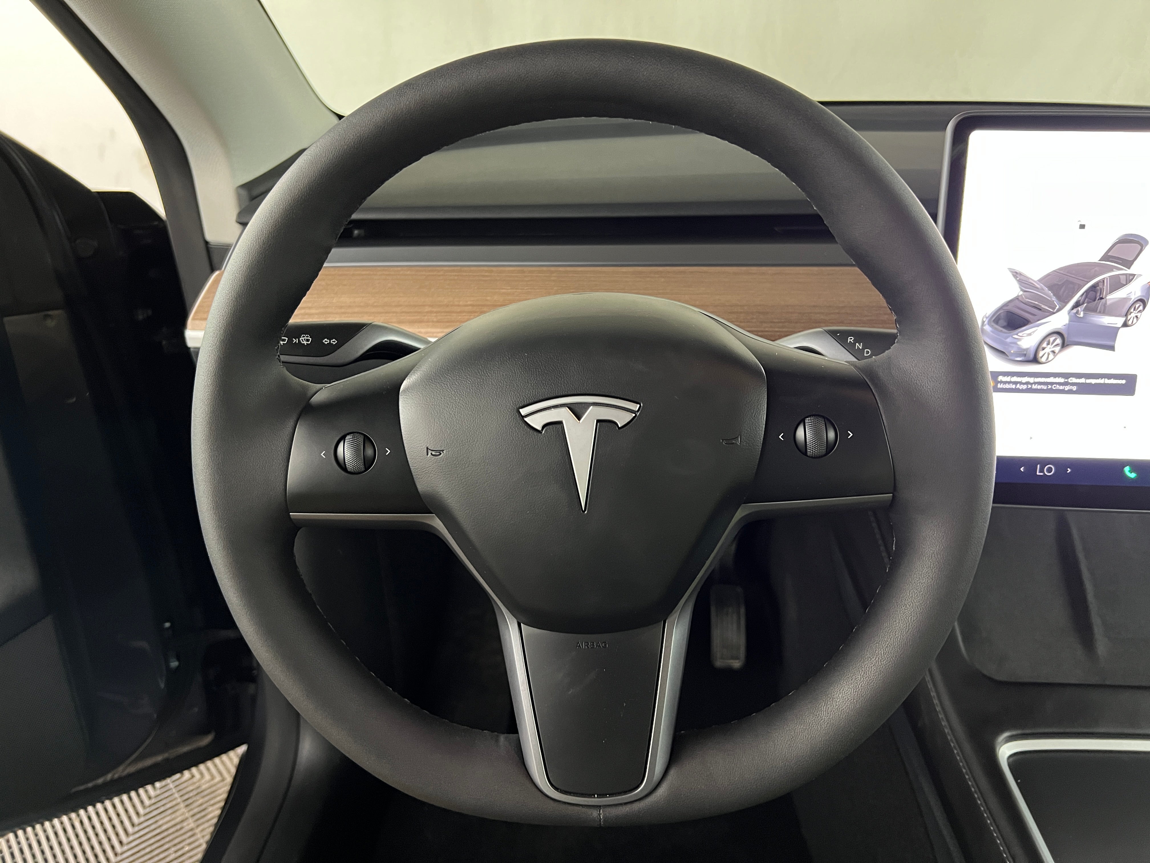 2023 Tesla Model Y Long Range 4