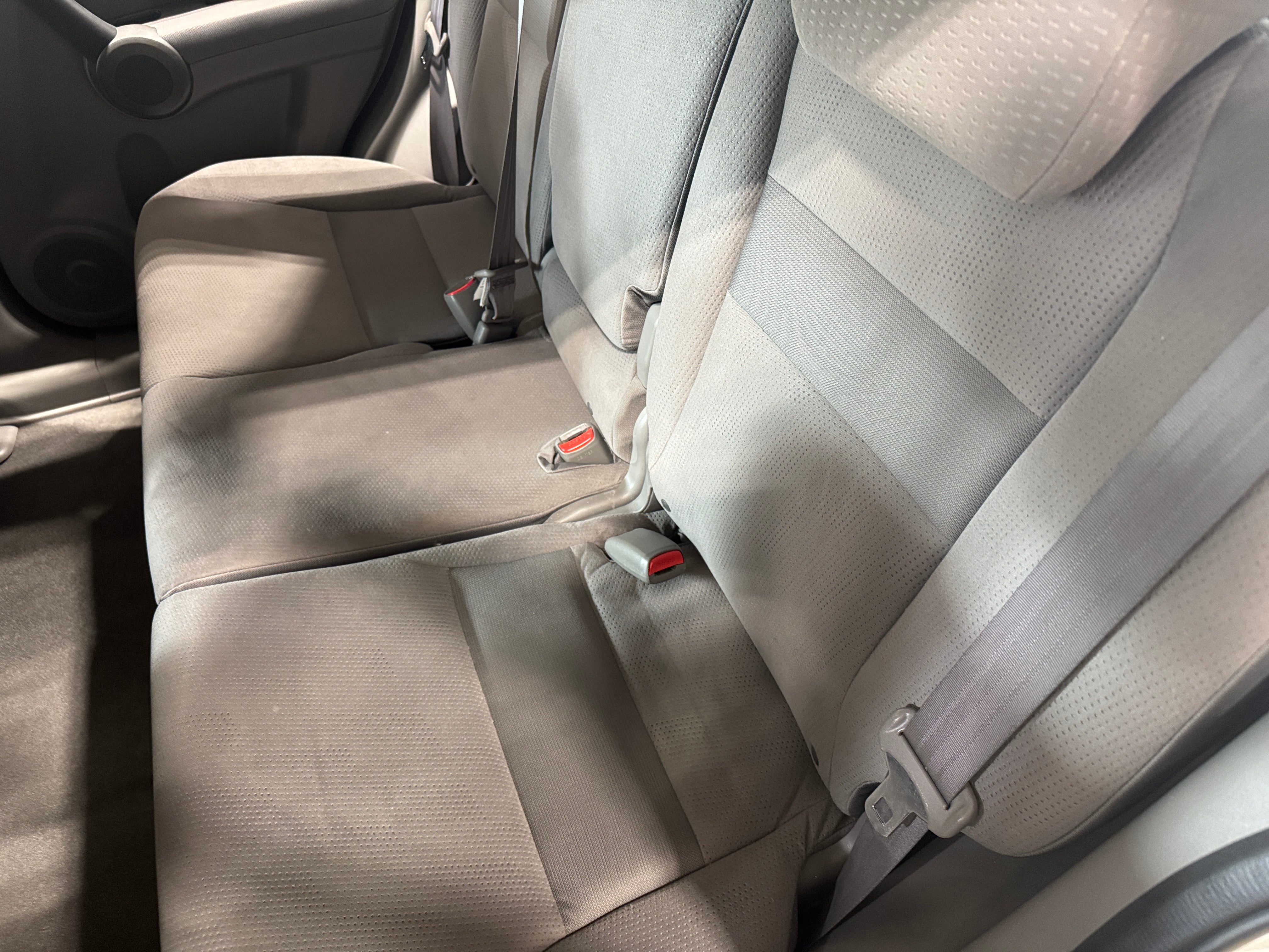 2011 Honda CR-V SE 6