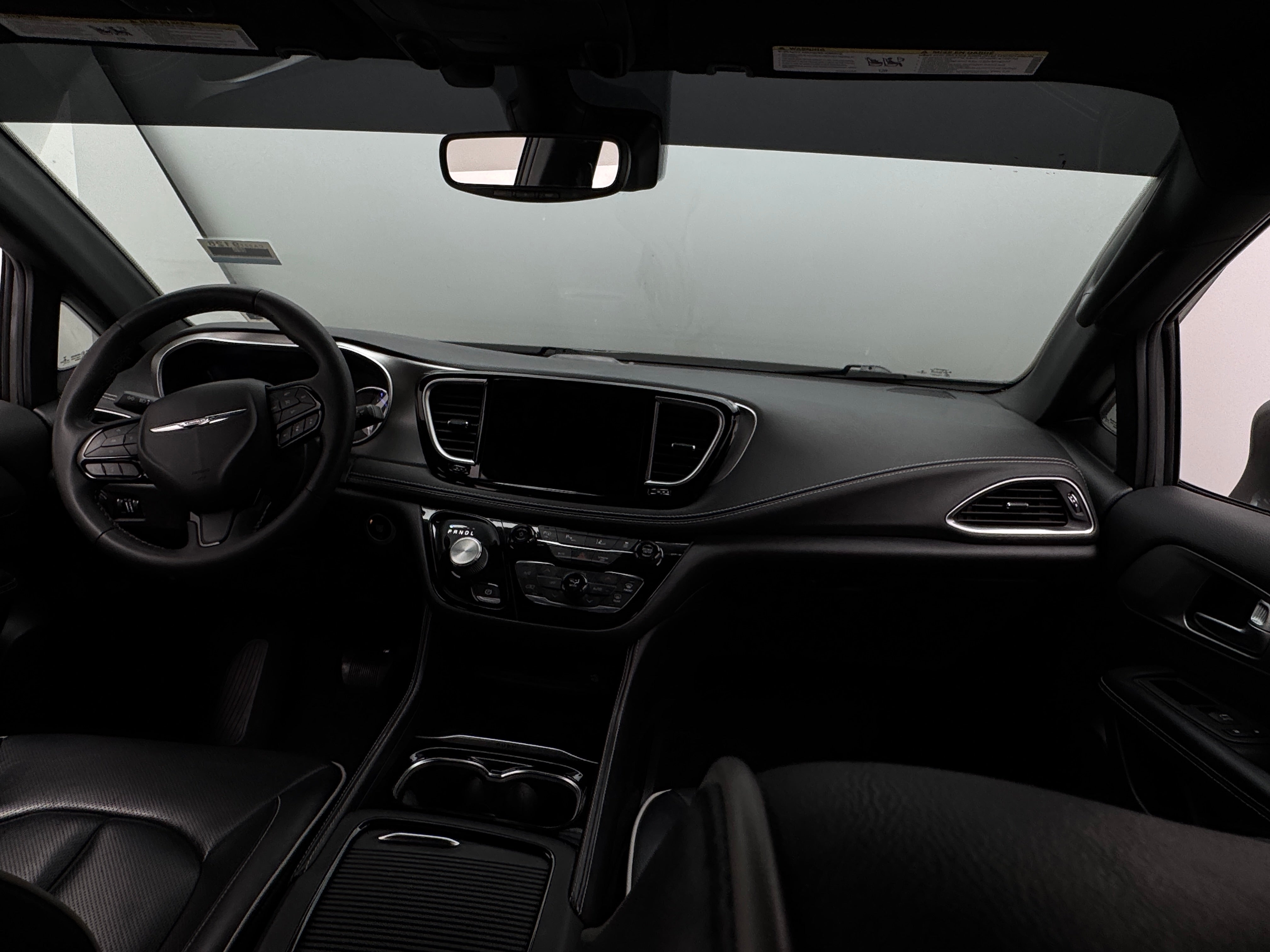 2022 Chrysler Pacifica Hybrid Limited 2