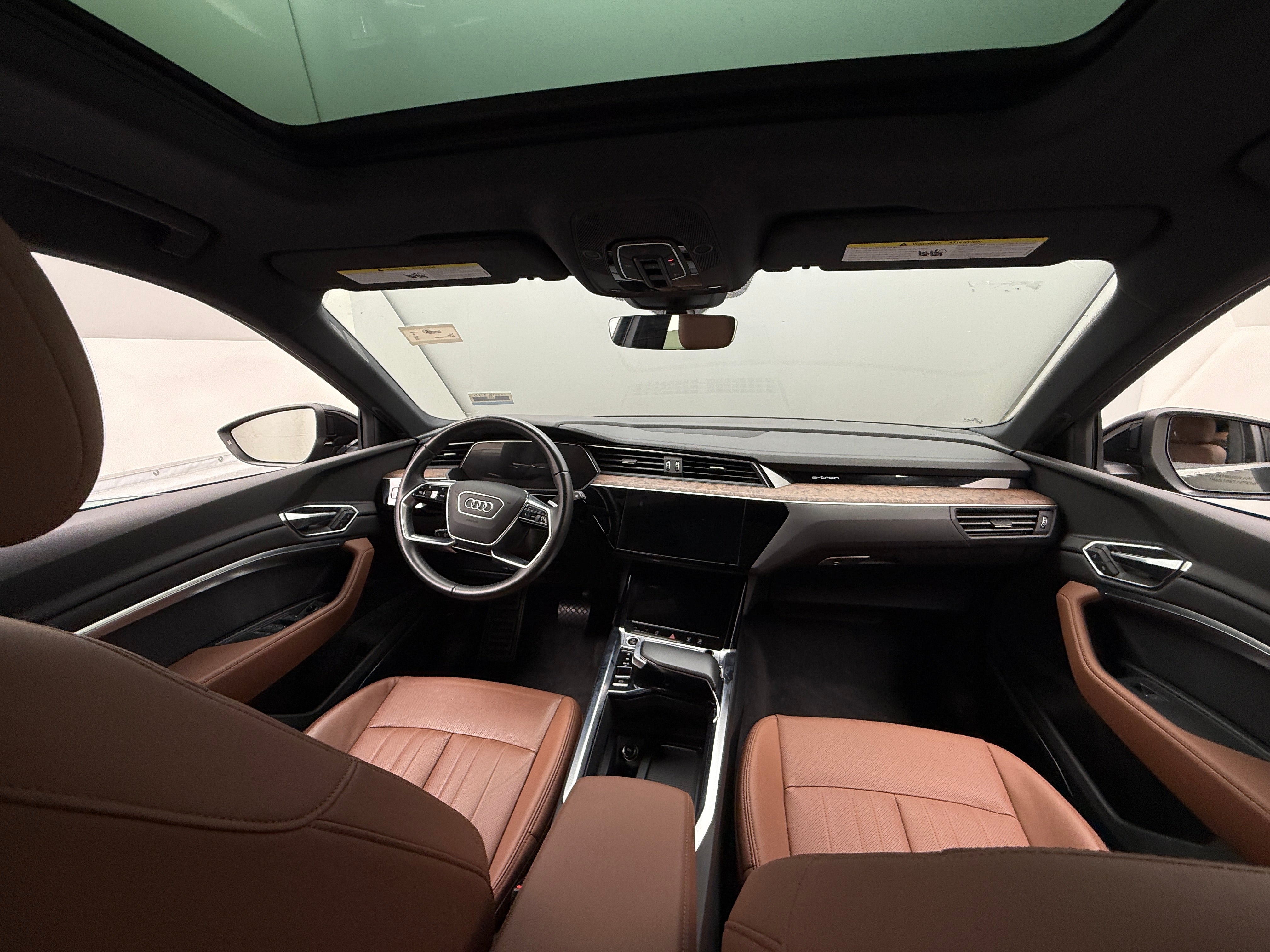 2022 Audi e-tron Premium Plus 2