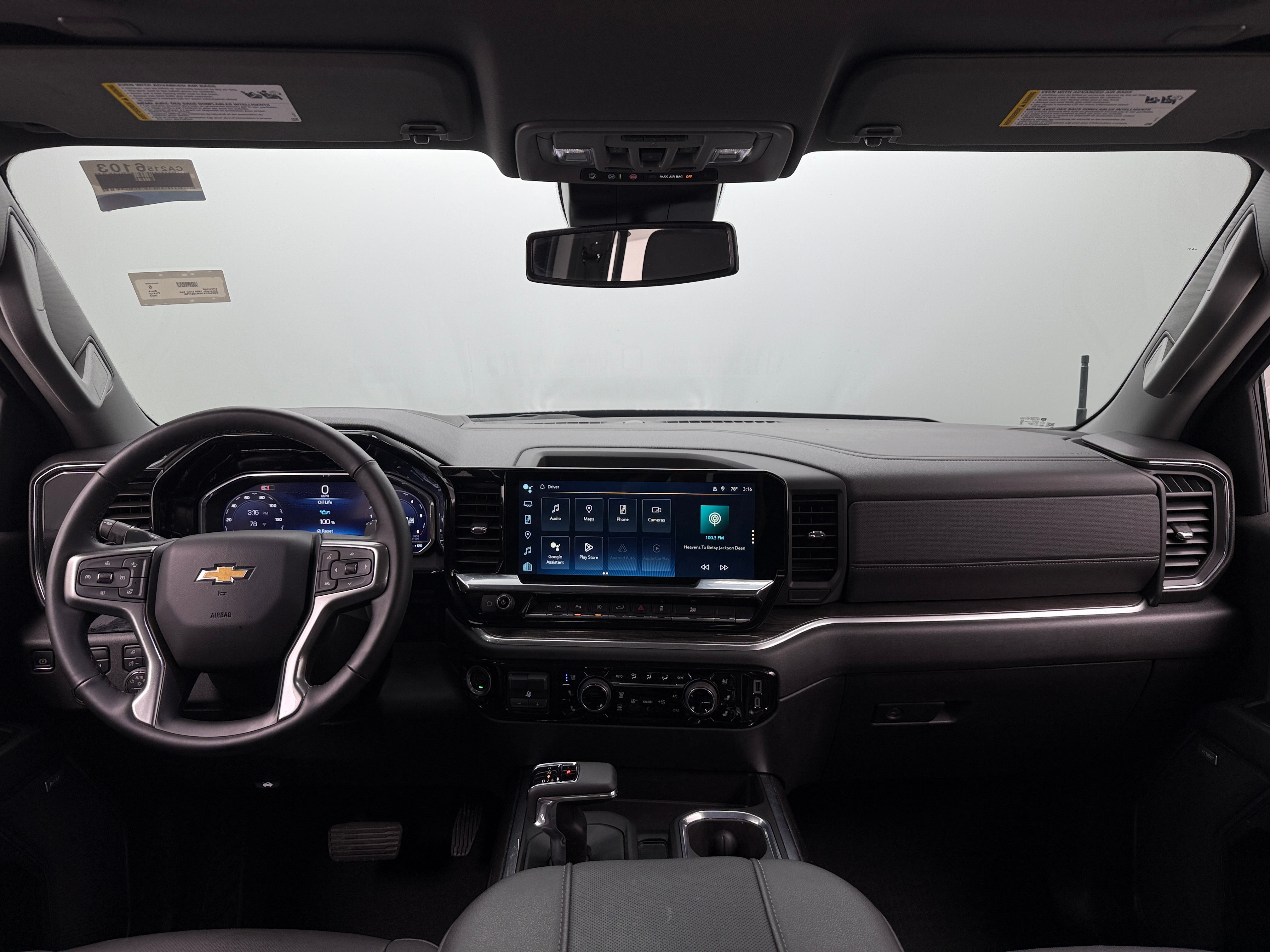 2024 Chevrolet Silverado 1500 LTZ 2