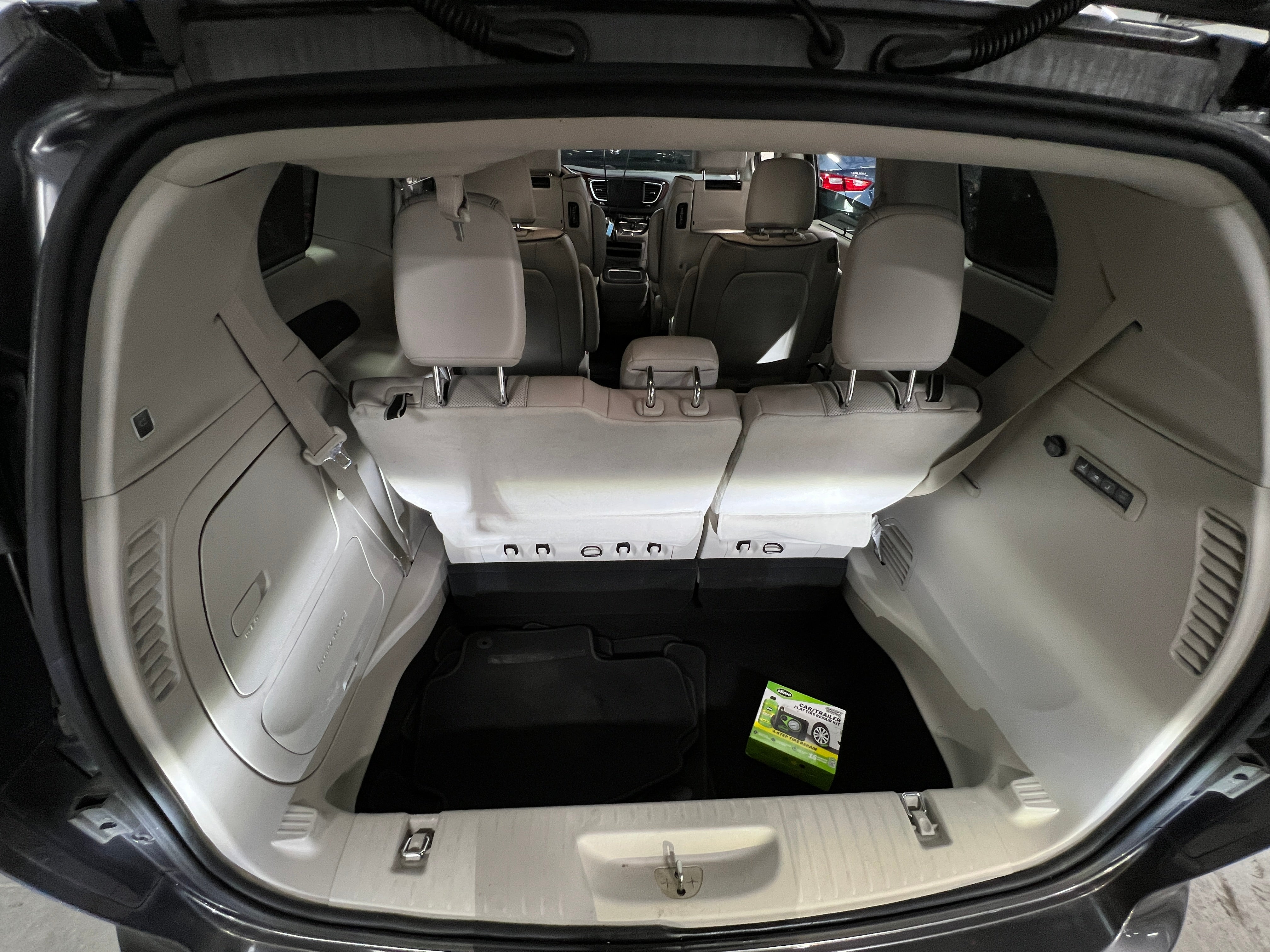 2017 Chrysler Pacifica Limited 6