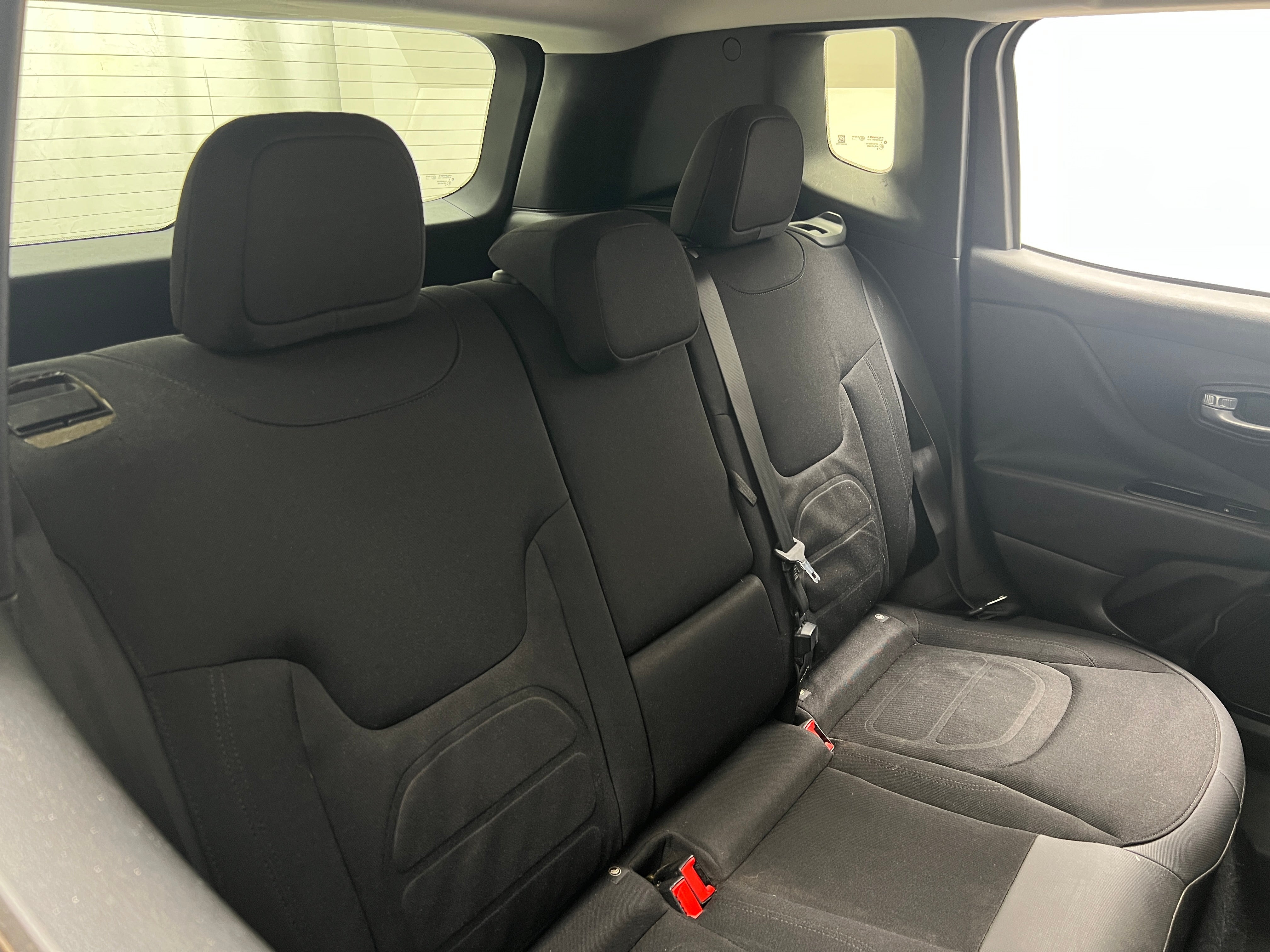 2017 Jeep Renegade Altitude 6