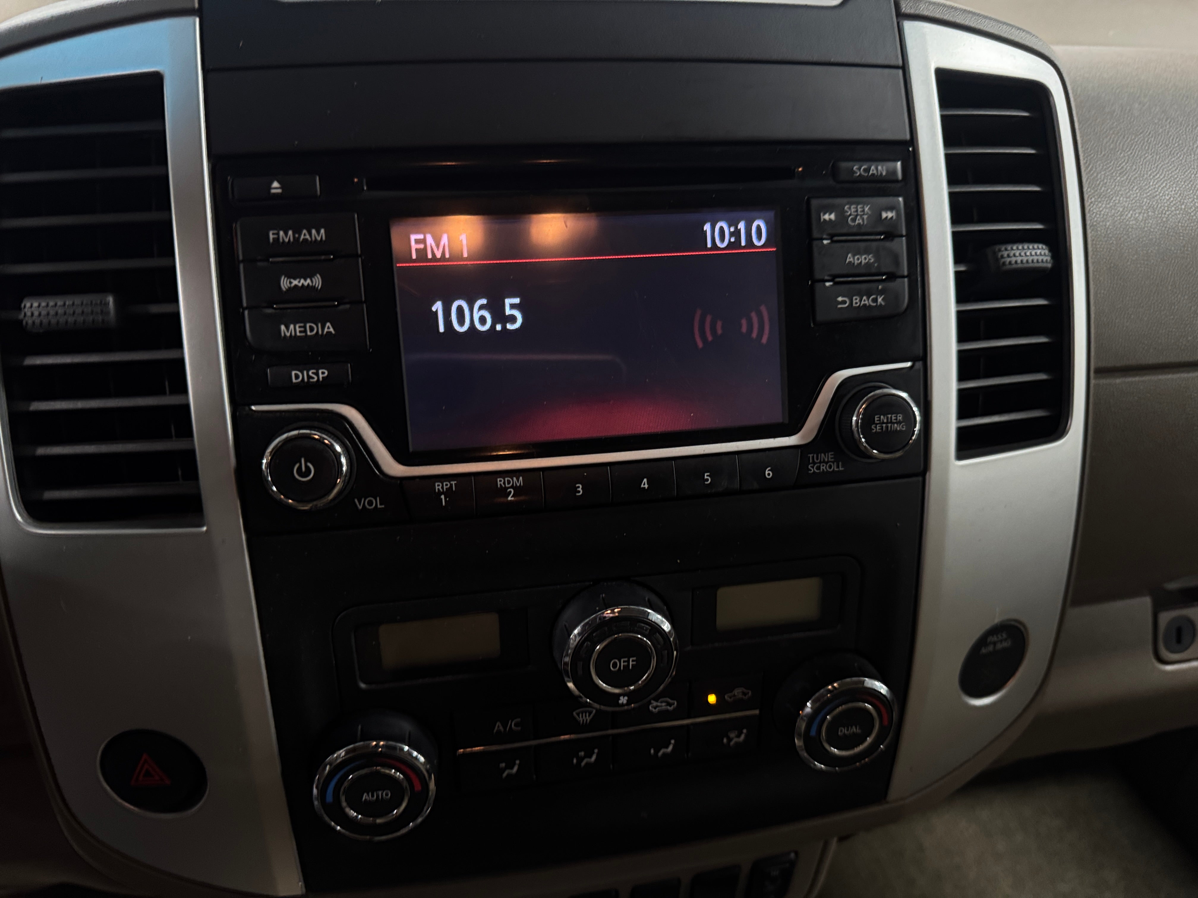 2016 Nissan Frontier SV 4