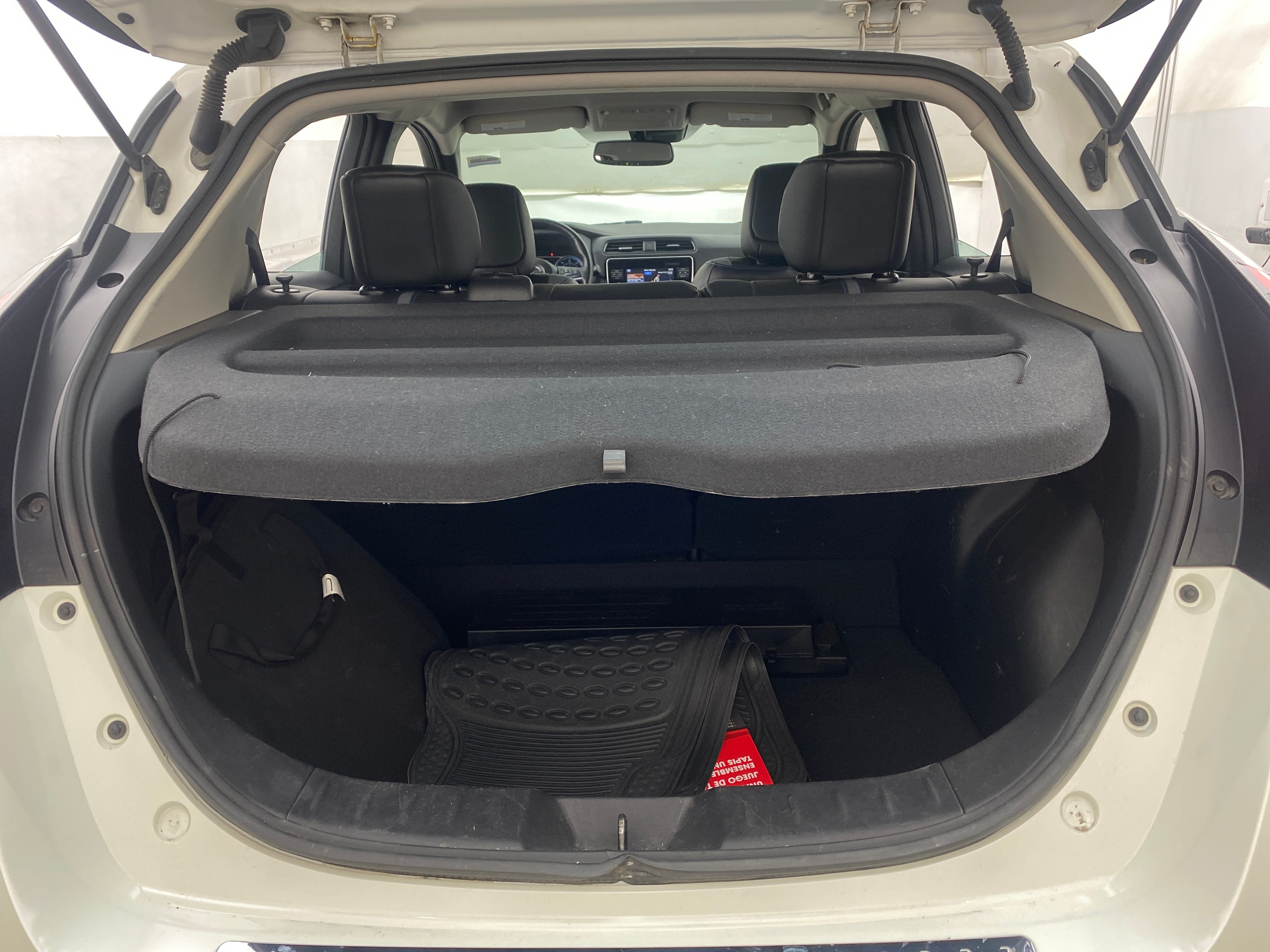 2018 Nissan Leaf SL 6