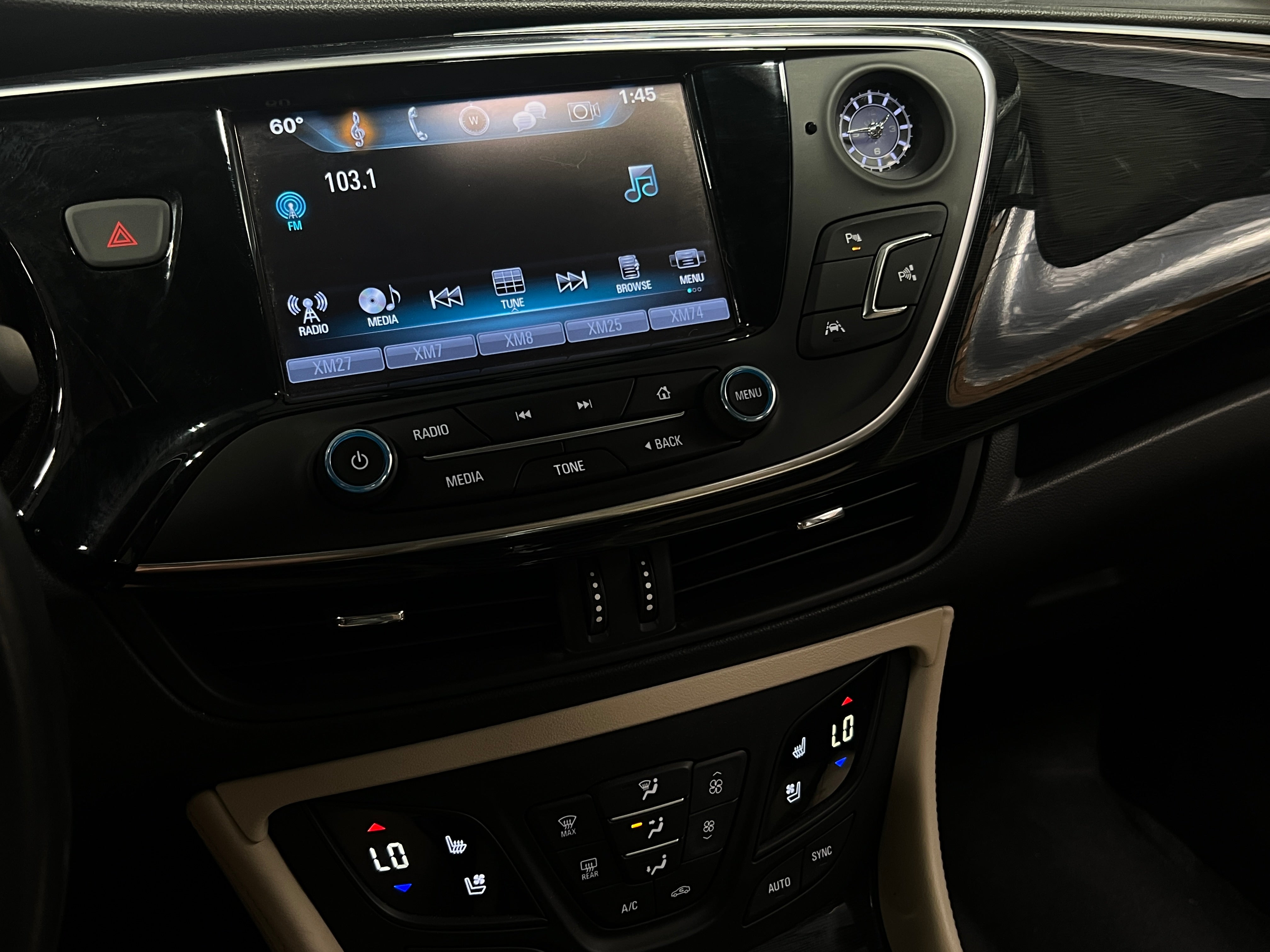 2018 Buick Envision Premium II 3