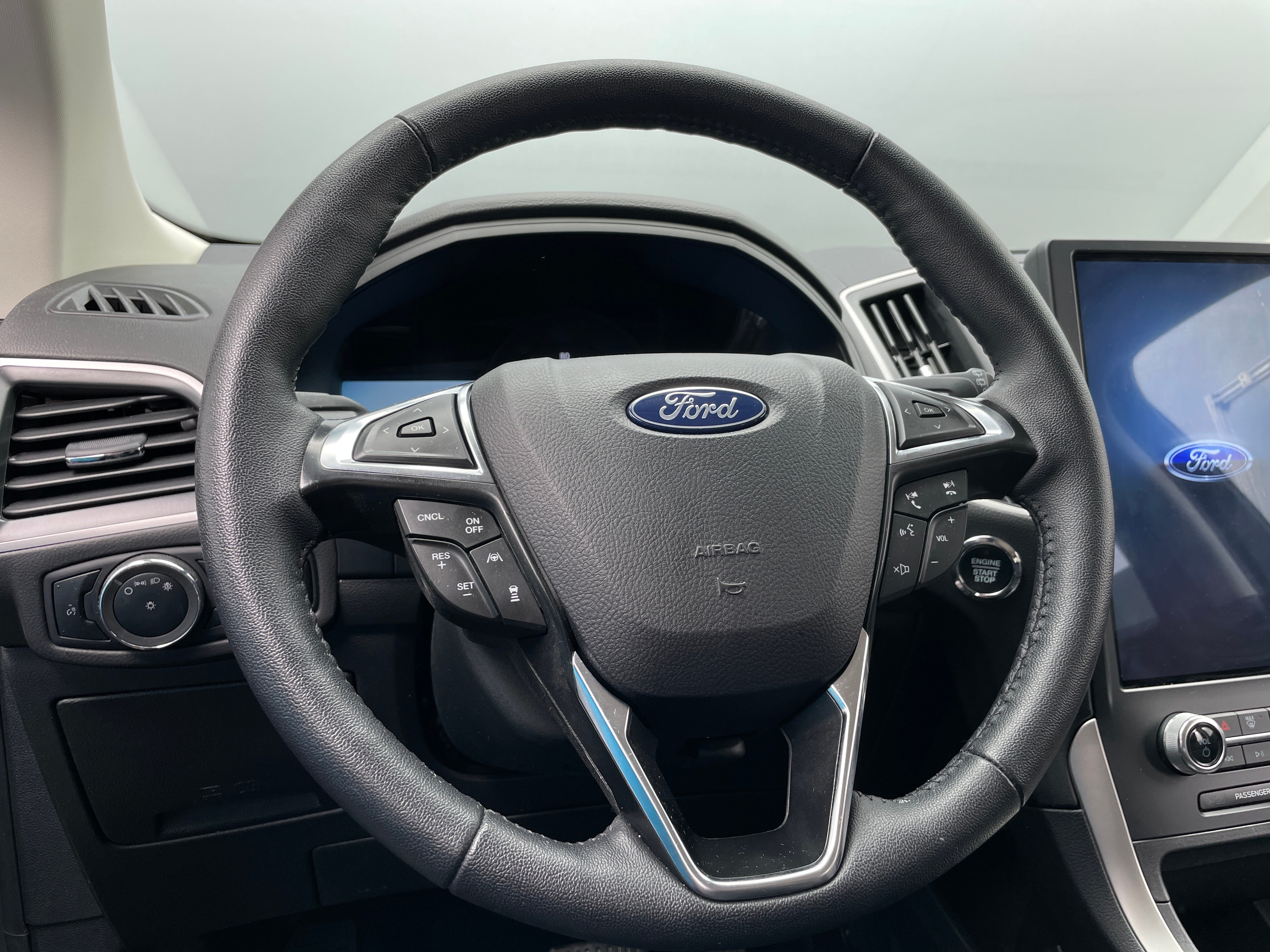 2024 Ford Edge SEL 5