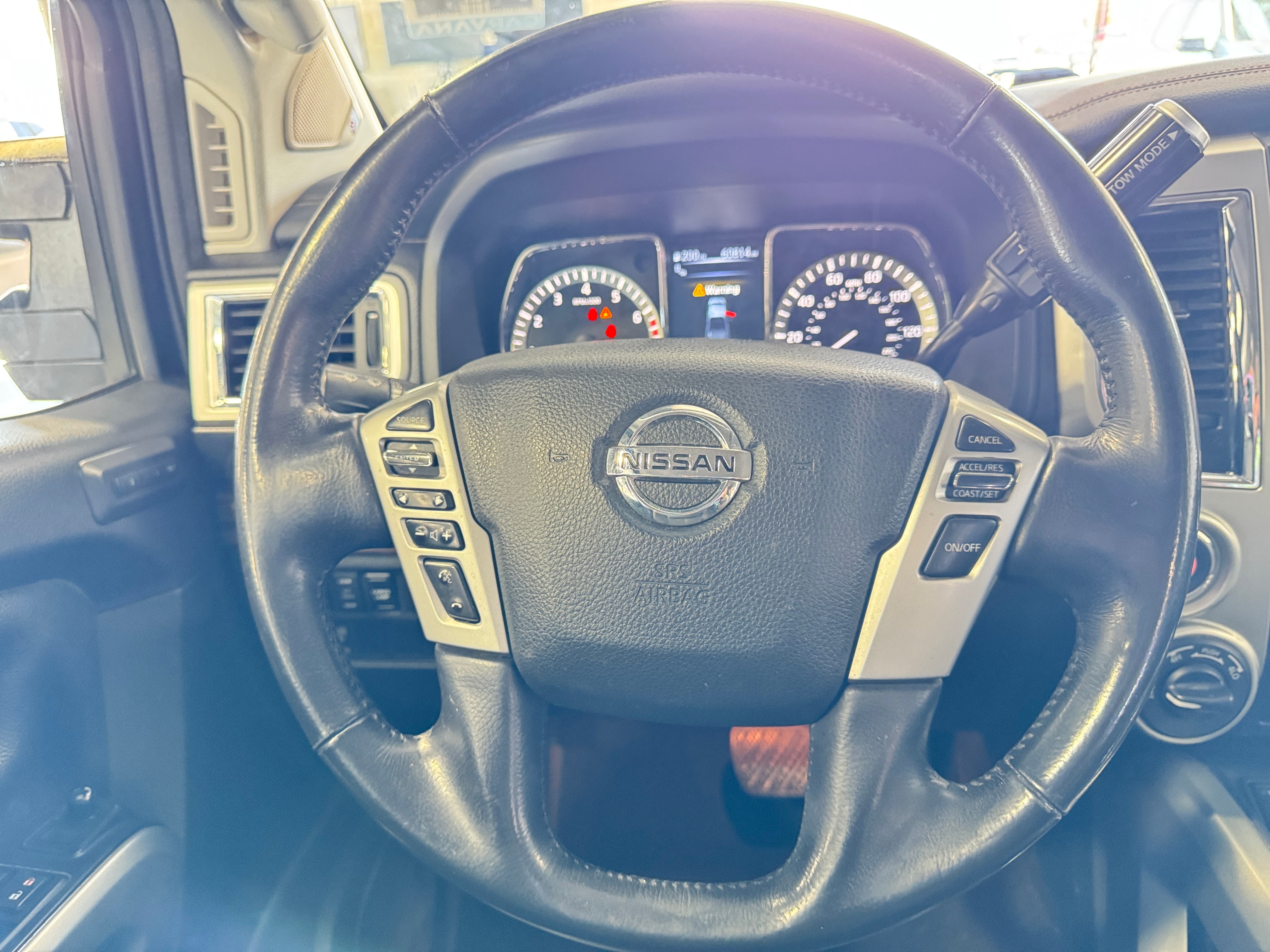 2018 Nissan Titan SL 4