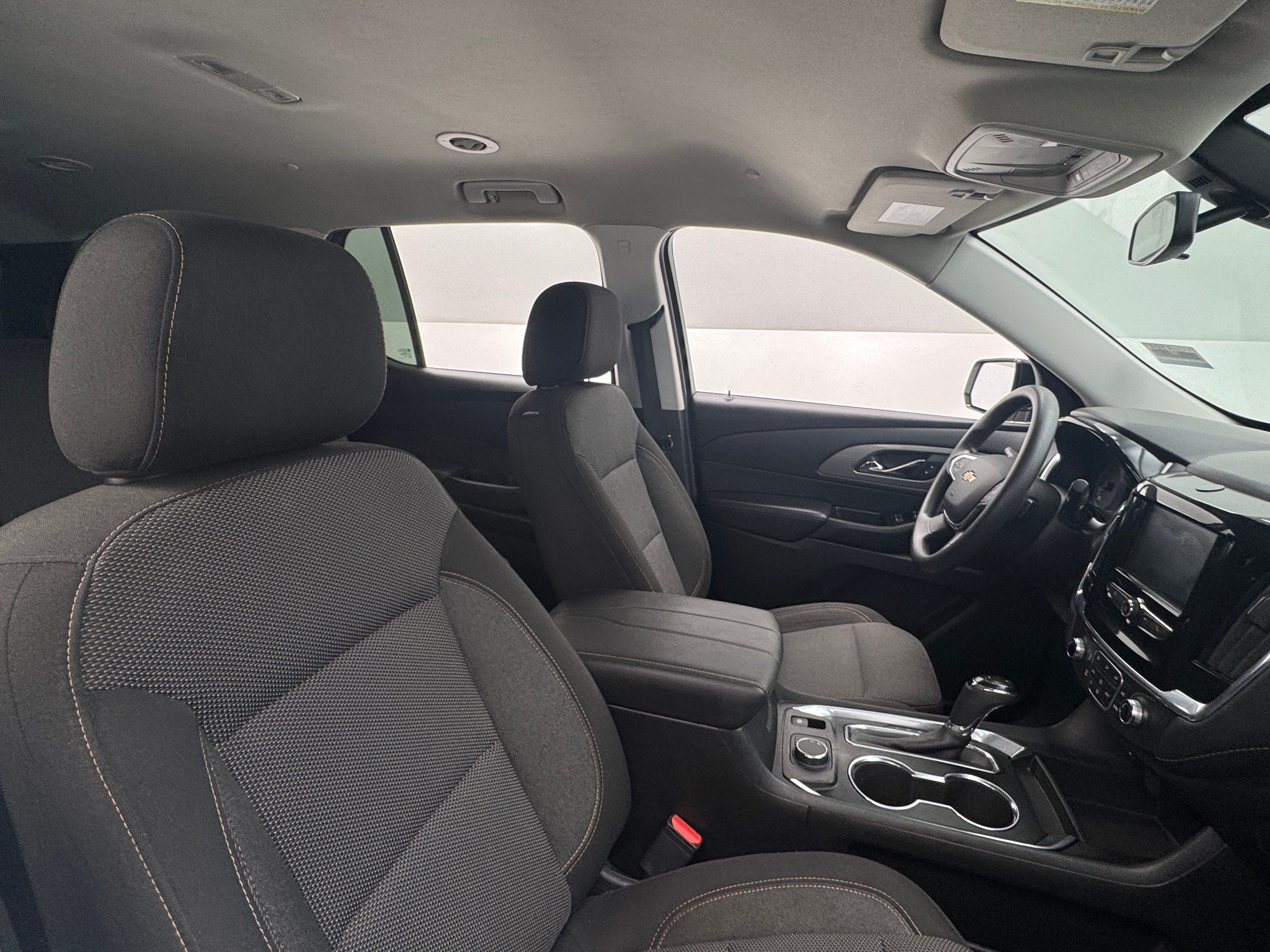 2019 Chevrolet Traverse LS 2