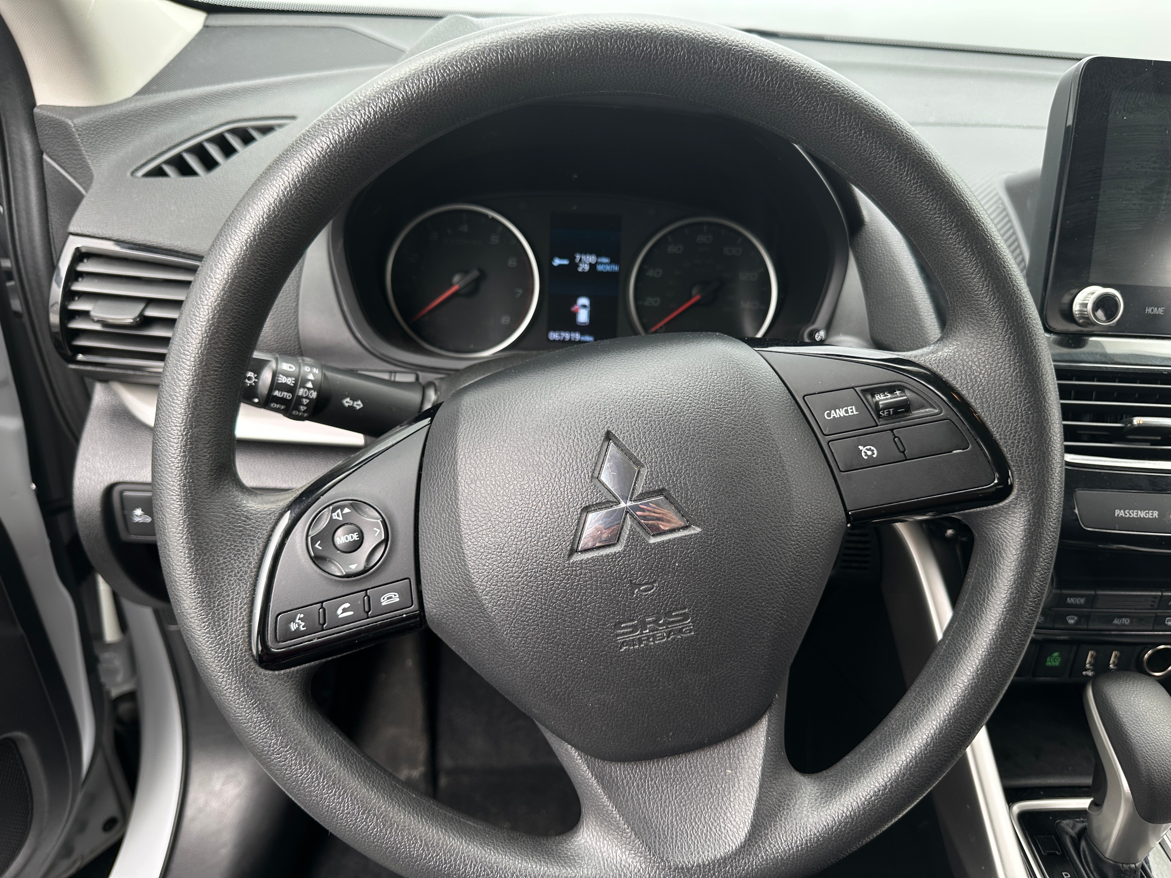 2023 Mitsubishi Eclipse Cross LE 5