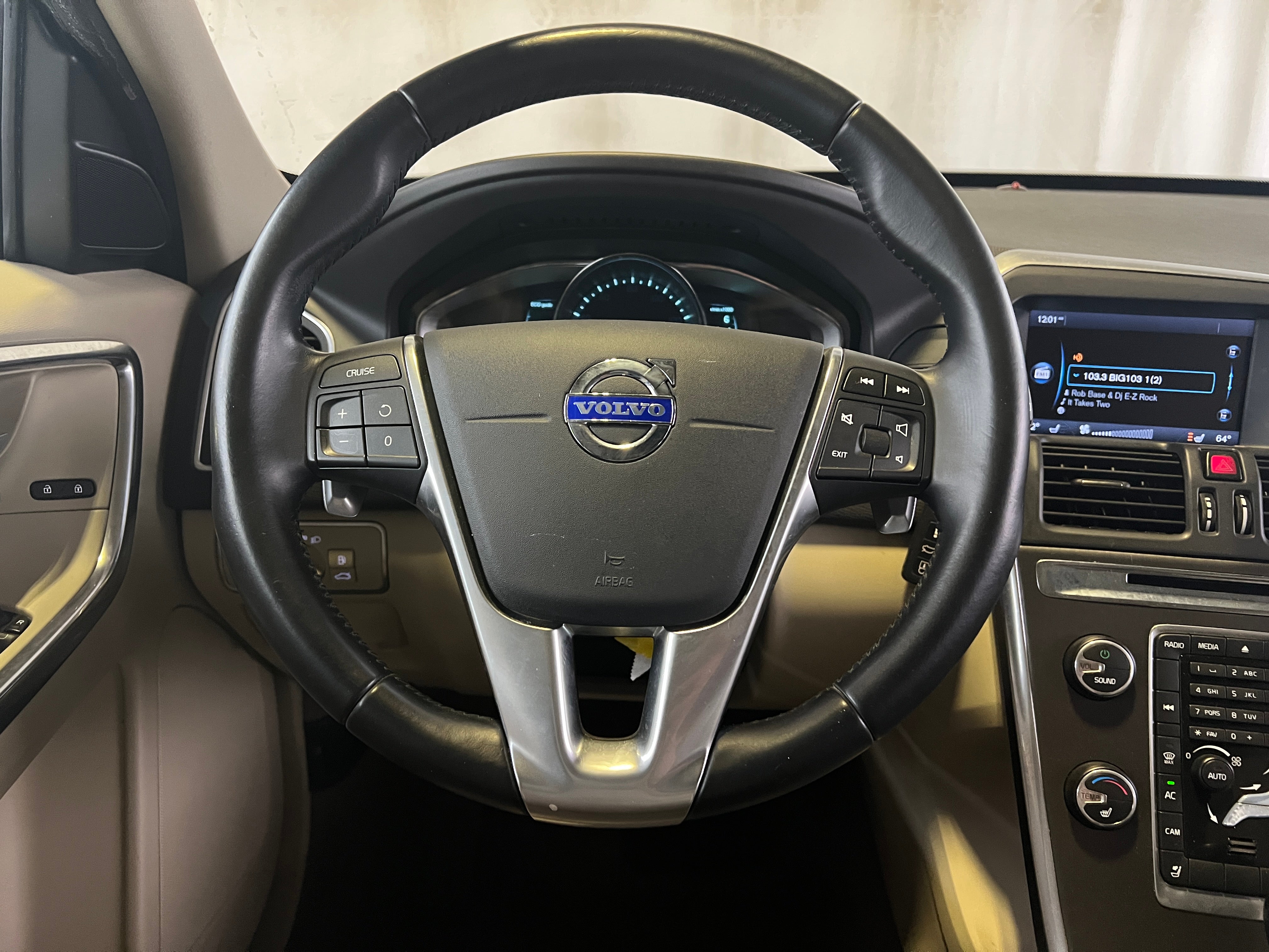 2015 Volvo XC60 T6 4