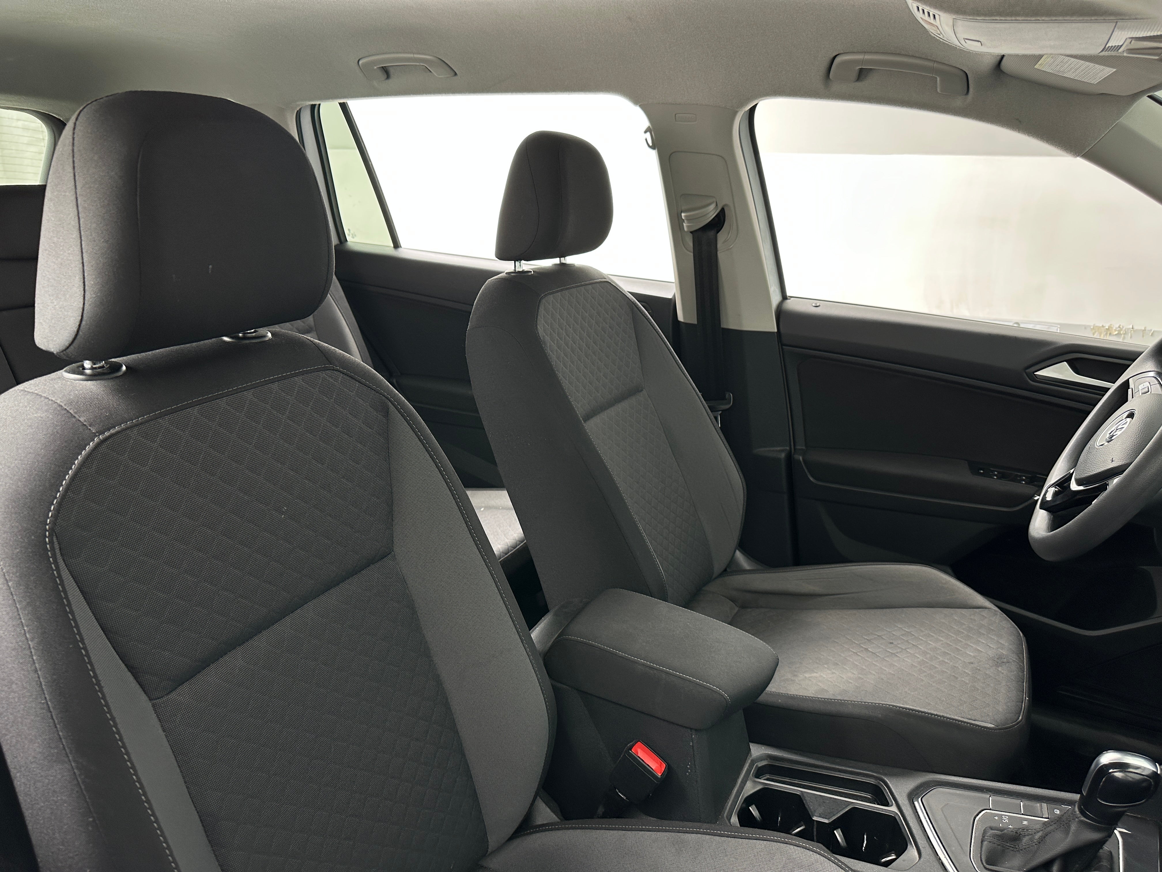 2020 Volkswagen Tiguan S 2