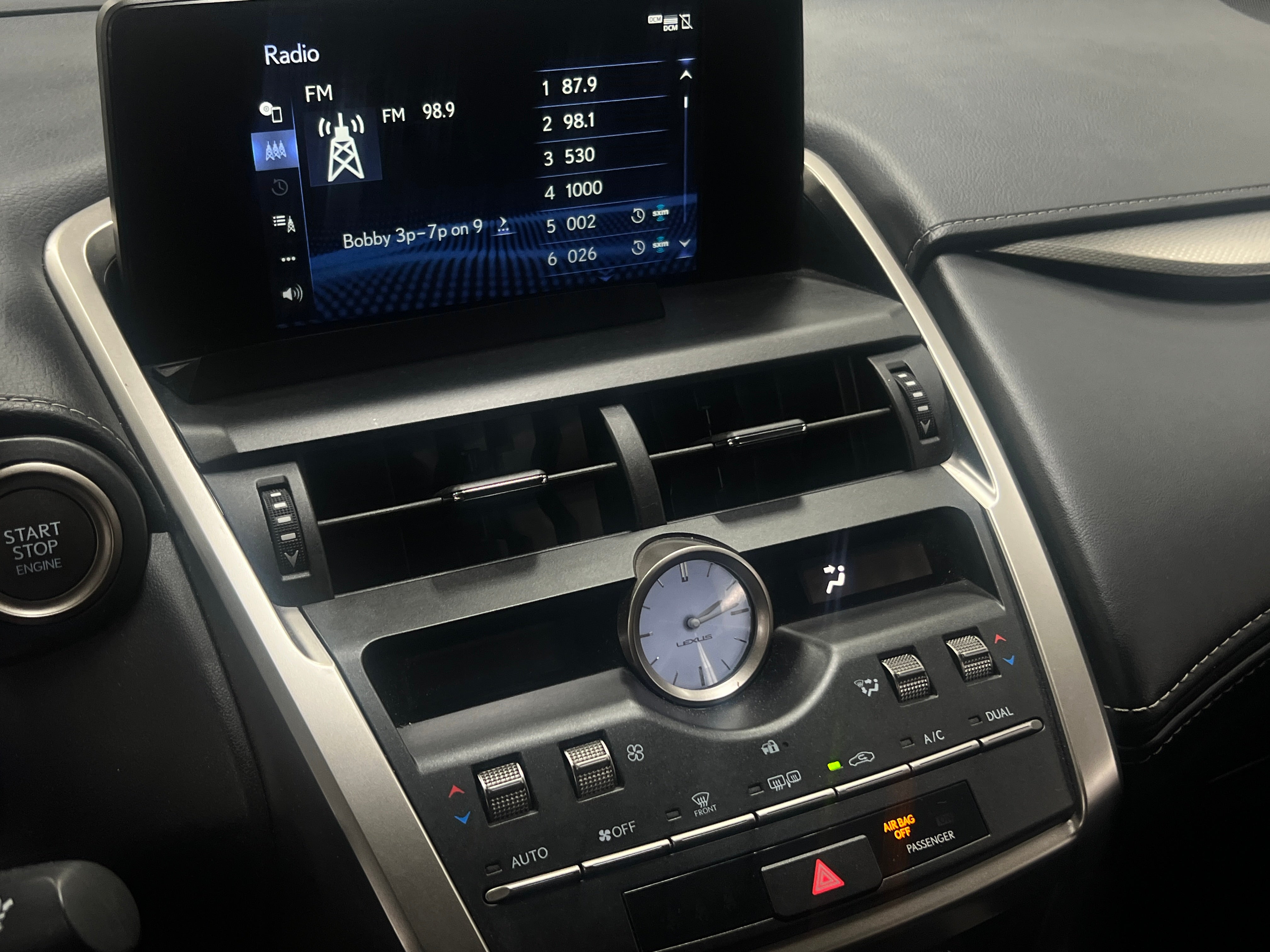 2021 Lexus NX 300 3