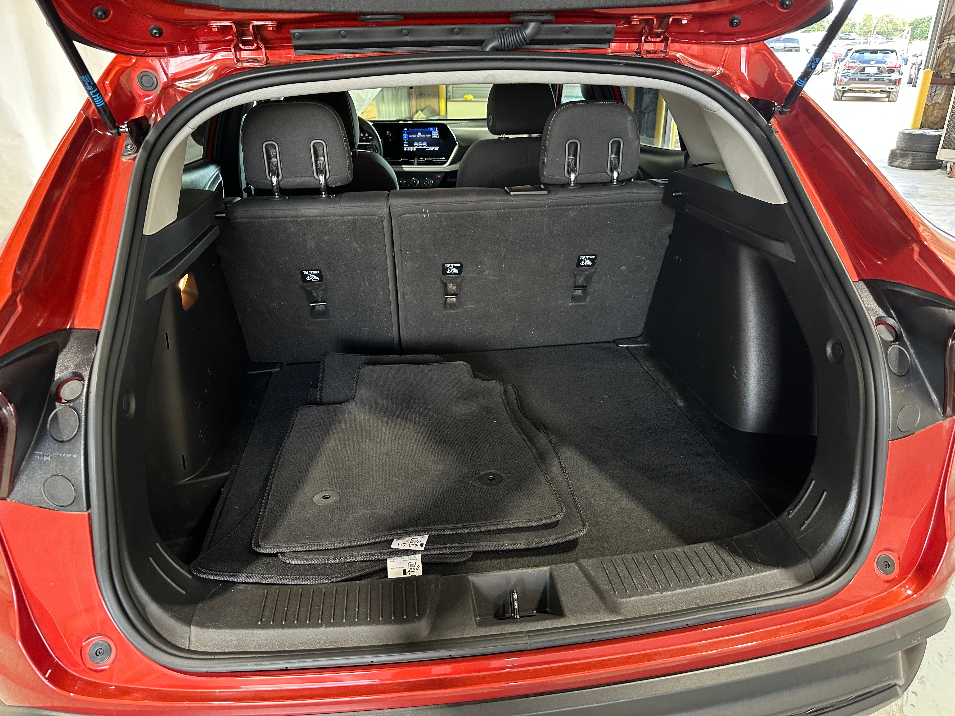 2024 Chevrolet Trax LS 7
