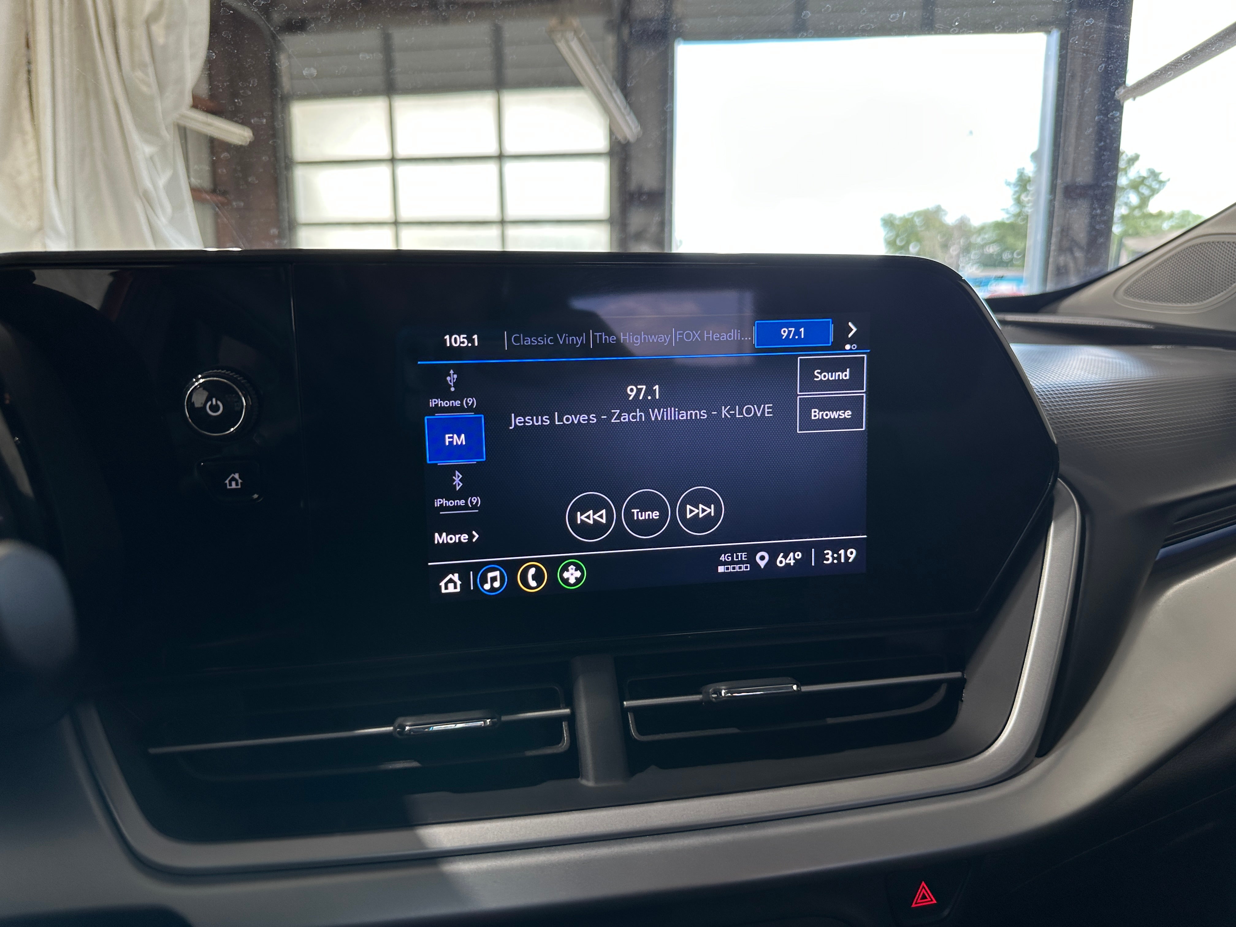 2024 Chevrolet Trax LS 4