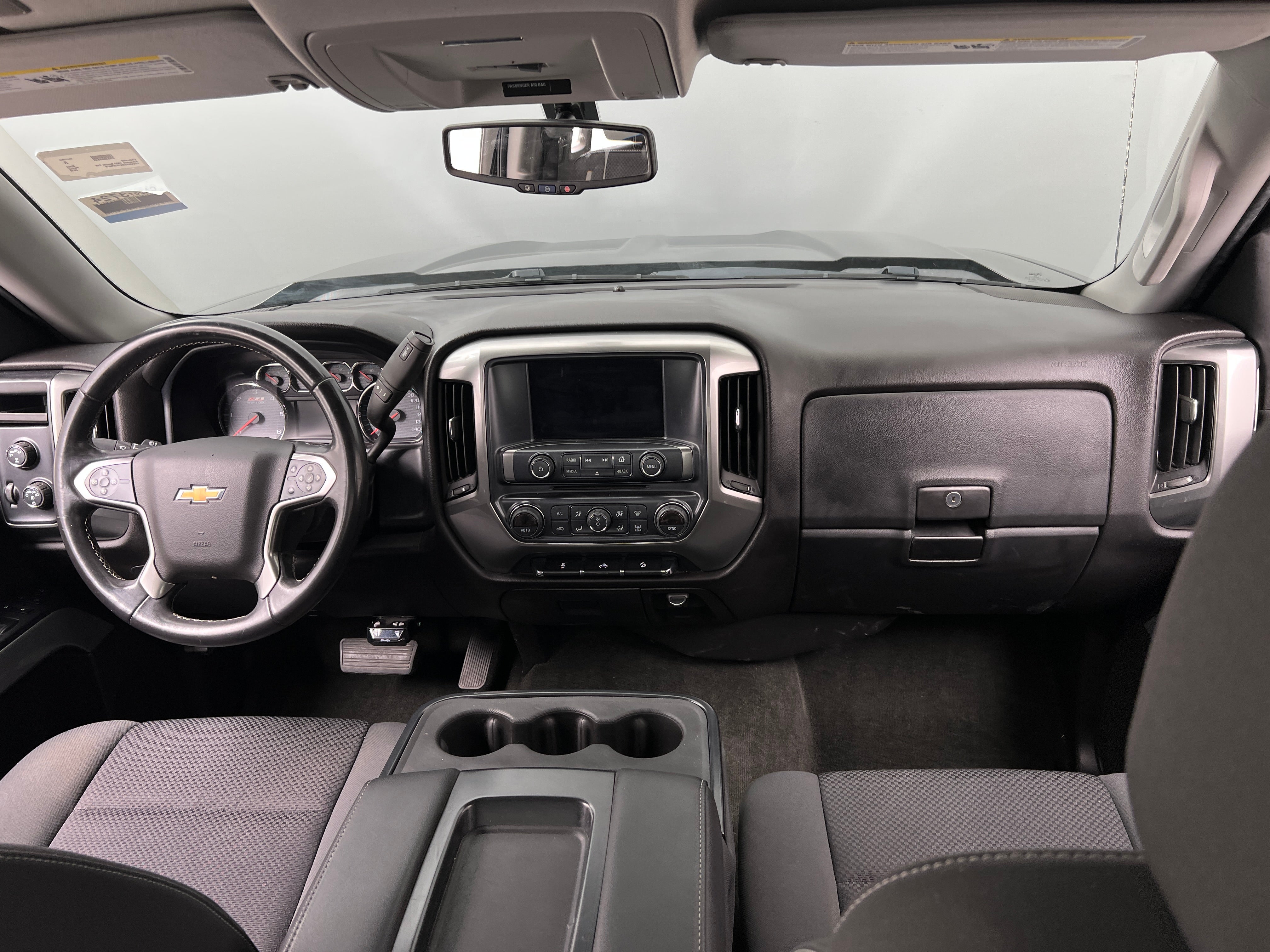 2018 Chevrolet Silverado 1500 LT 3